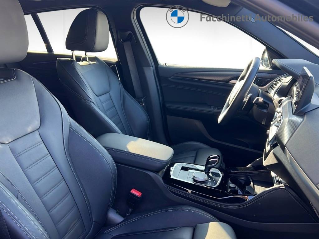 BMW X4 xDrive 48V 30d M Sport Steptronic-image-14