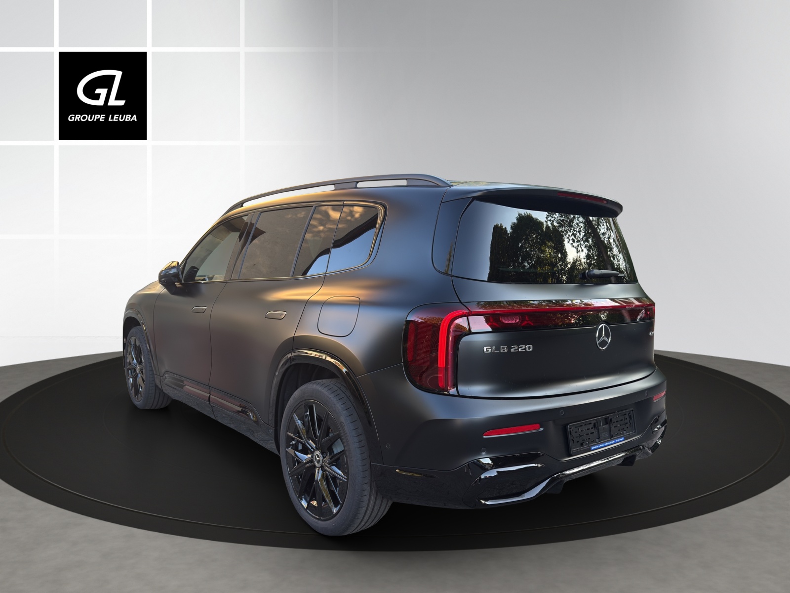 MERCEDES-BENZ GLB 220 4Matic 8G-Tronic-image-3
