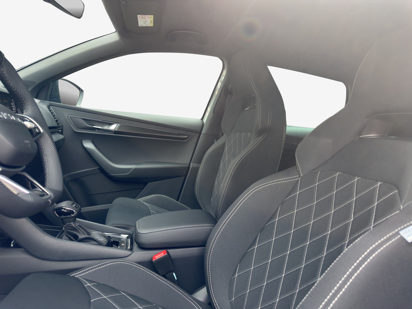 SKODA Karoq 2.0 TSI SportLine 4x4 DSG-image-7