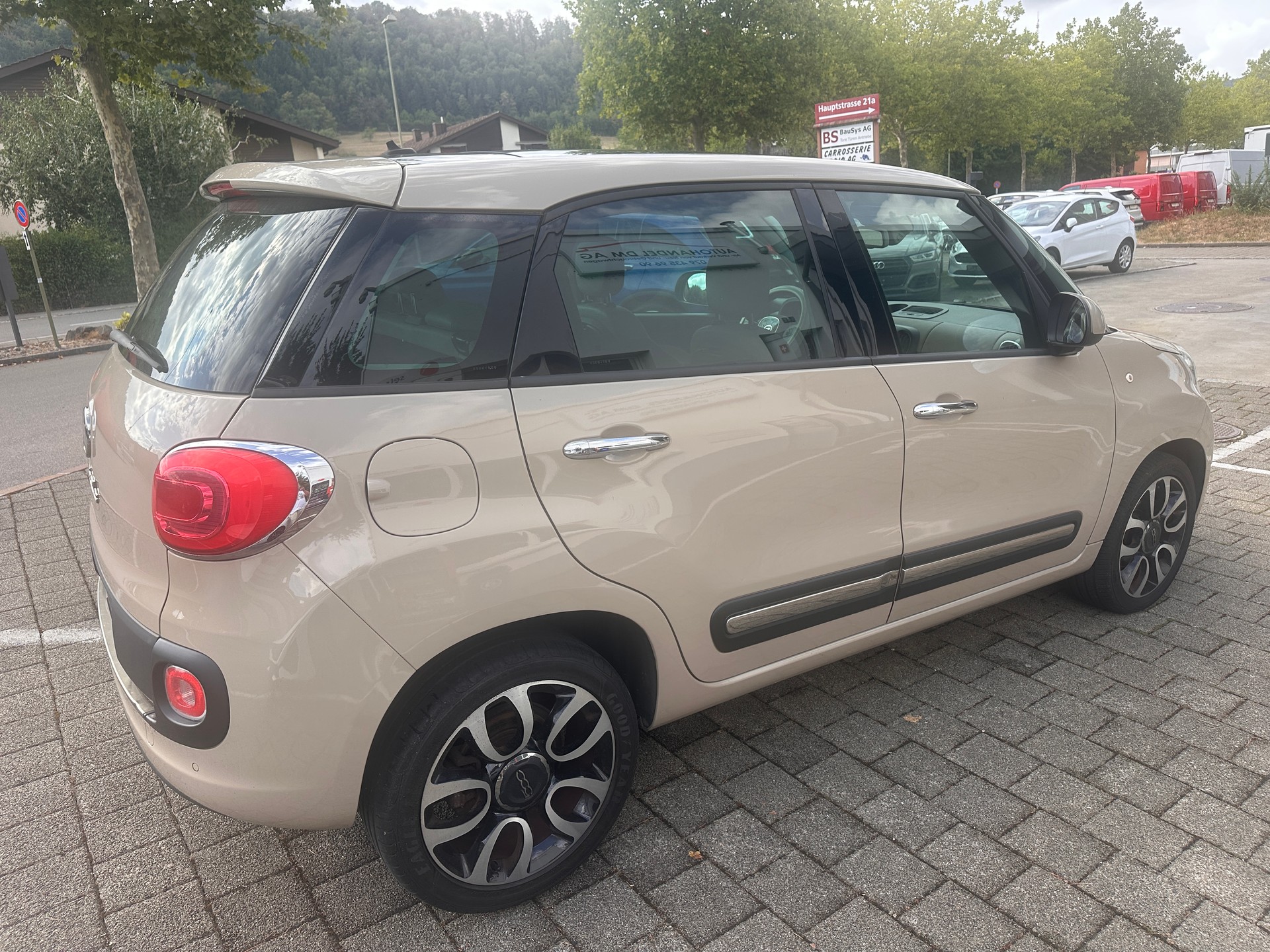 FIAT 500L 1.3 JTD Lounge-image-5