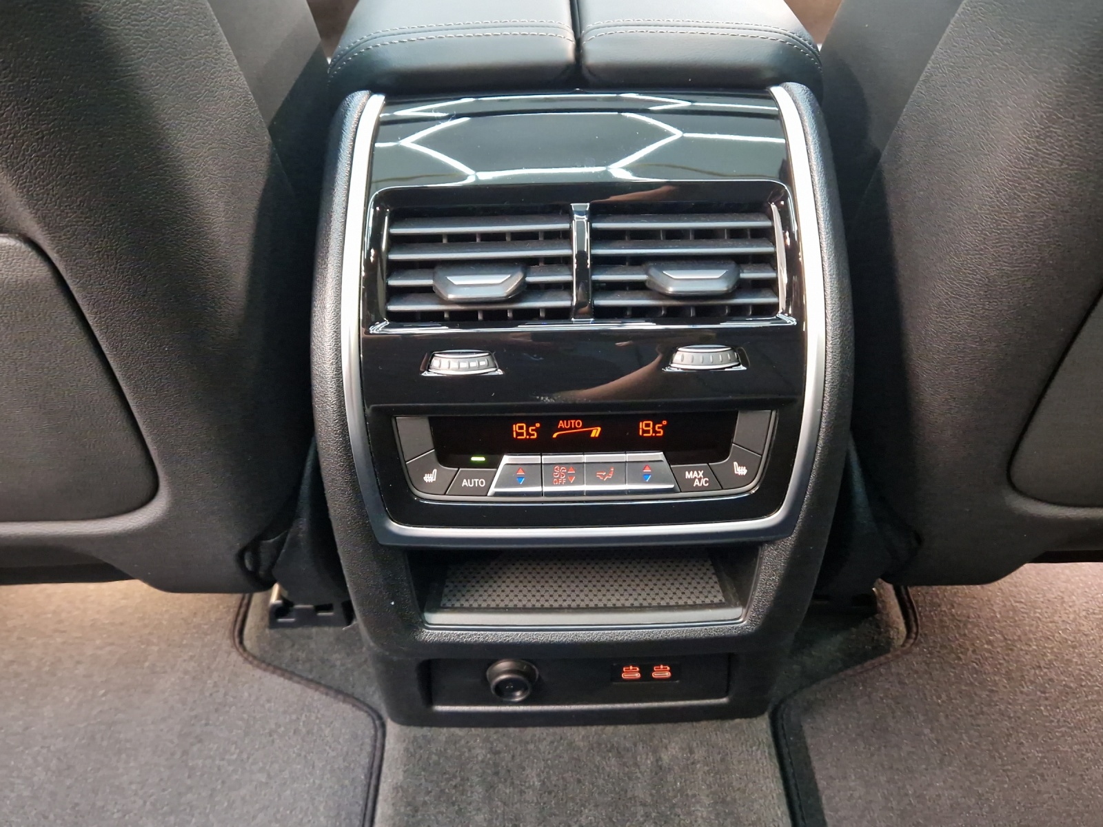 BMW X5 xDrive 50e M Sport Pro-image-22