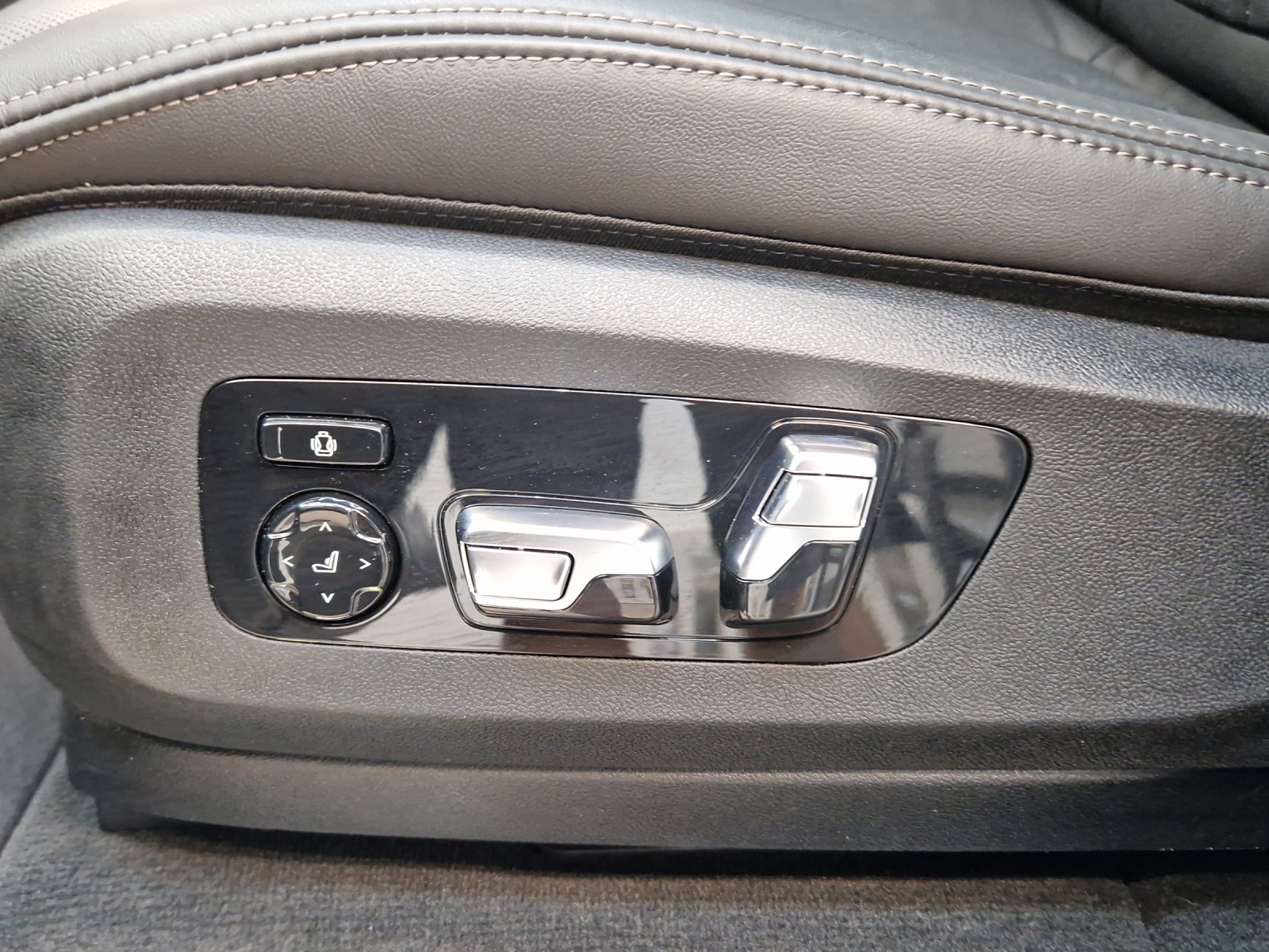 BMW X5 xDrive 50e M Sport Pro-image-16