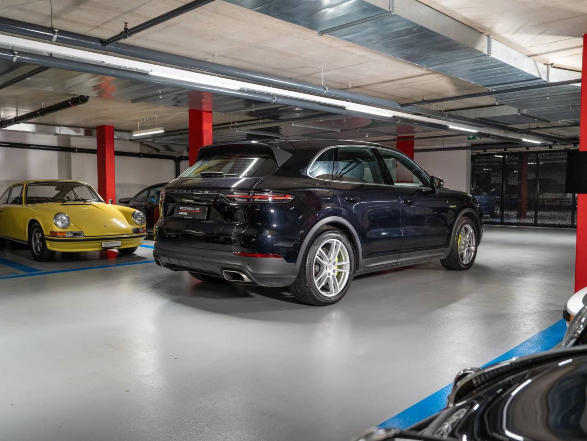 PORSCHE Cayenne E-Hybrid (MY22)-image-6