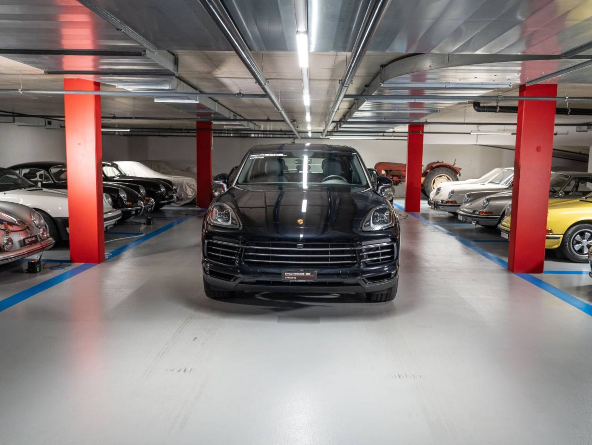 PORSCHE Cayenne E-Hybrid (MY22)-image-1