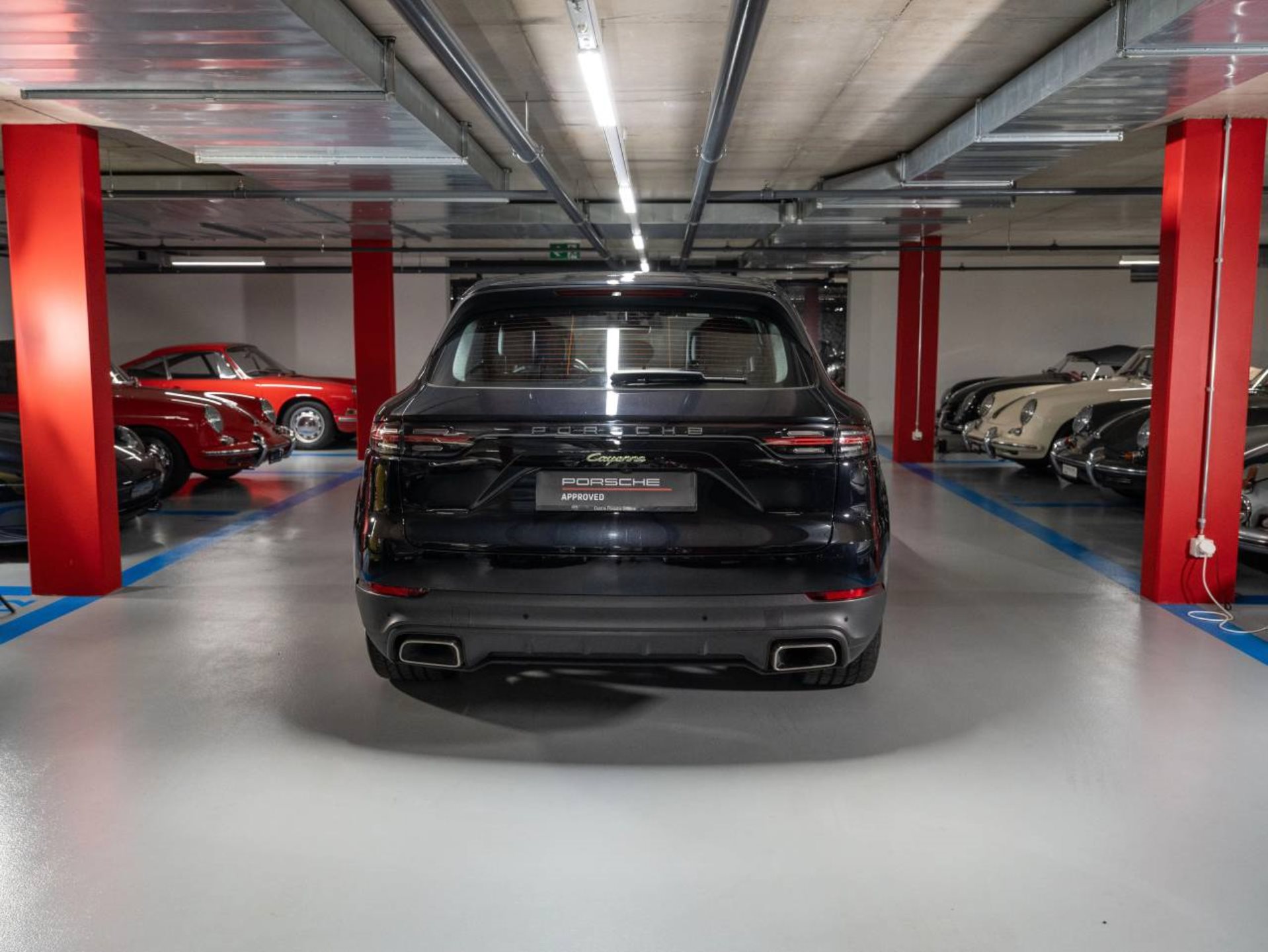 PORSCHE Cayenne E-Hybrid (MY22)-image-7