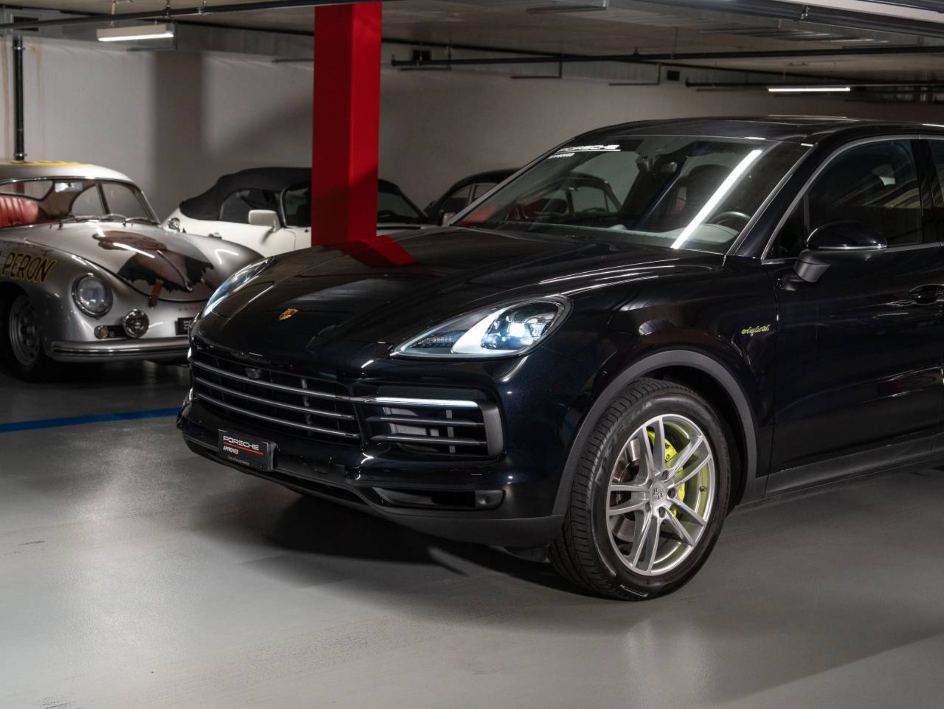 PORSCHE Cayenne E-Hybrid (MY22)-image-18
