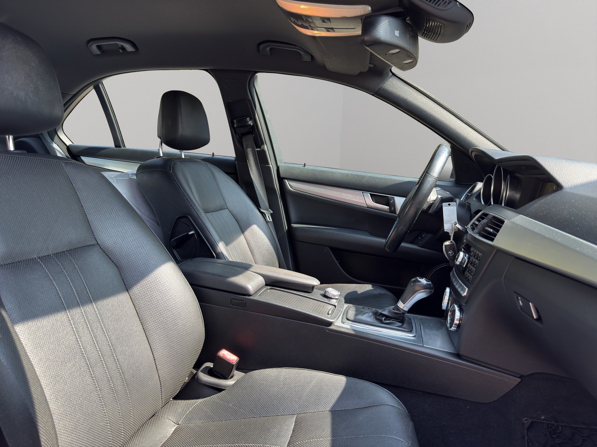 MERCEDES-BENZ C 350 Elégance 4Matic 7G-Tronic-image-15