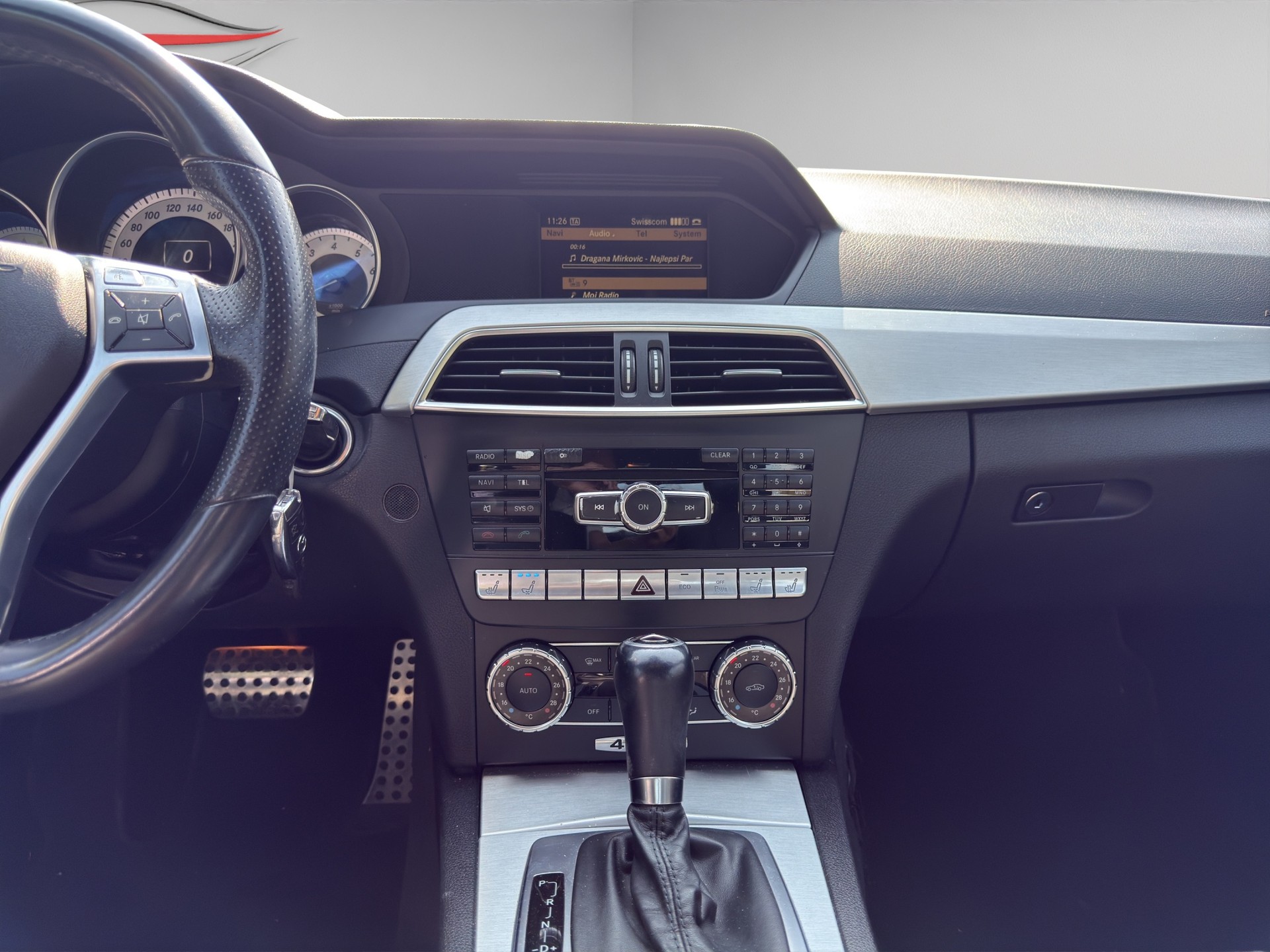 MERCEDES-BENZ C 350 Elégance 4Matic 7G-Tronic-image-12