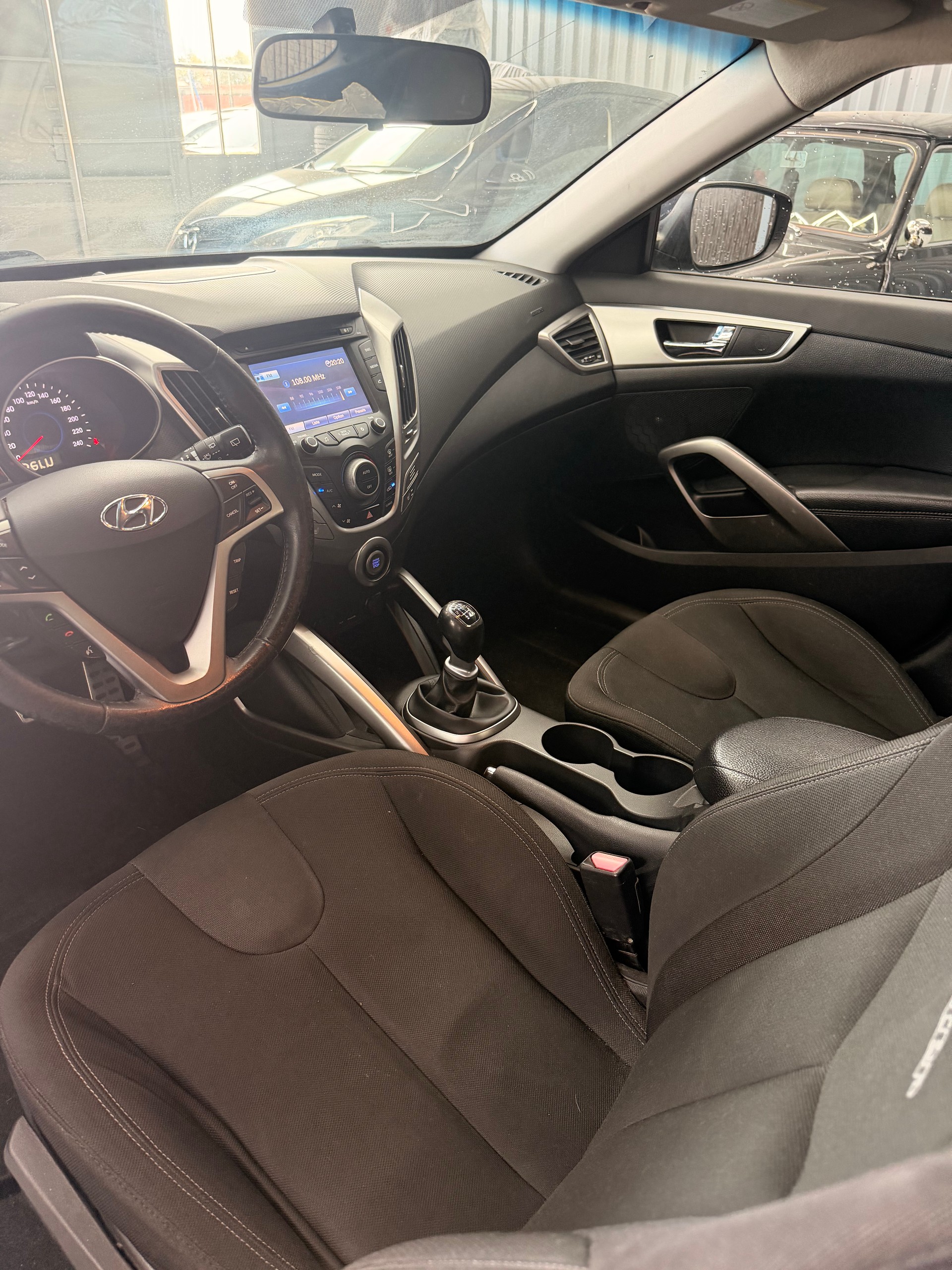 HYUNDAI Veloster 1.6 GDI-image-5