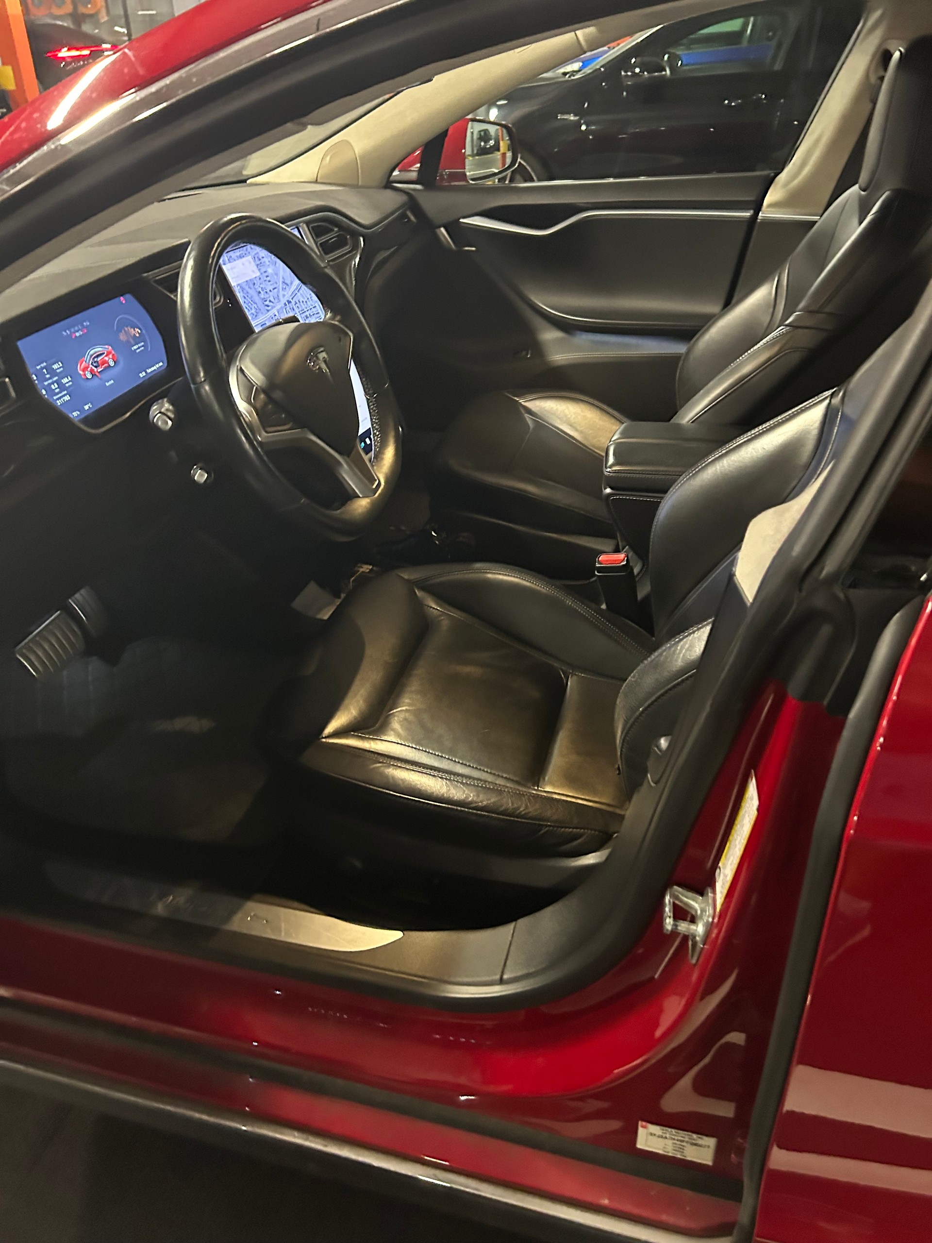TESLA 85 Performance D-image-4