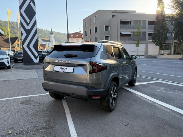 DACIA Duster 1.2 Hybrid Journey 4WD-image-2