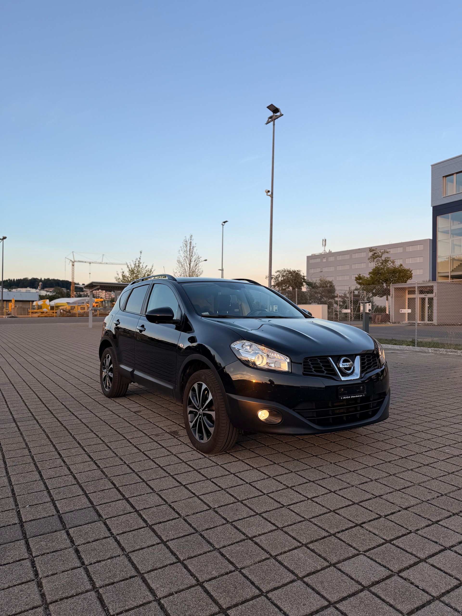 NISSAN Qashqai 2.0 4WD 360-image-4