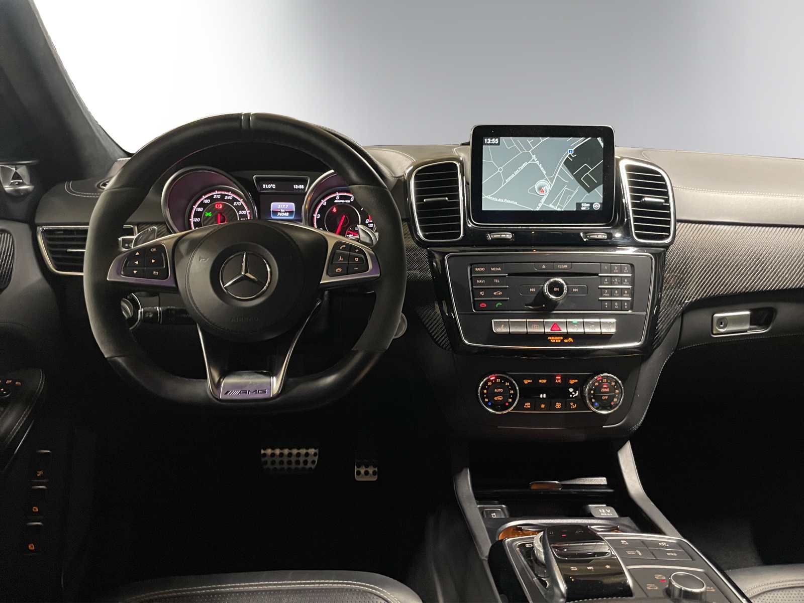 MERCEDES-BENZ GLS 63 AMG 4Matic-image-11