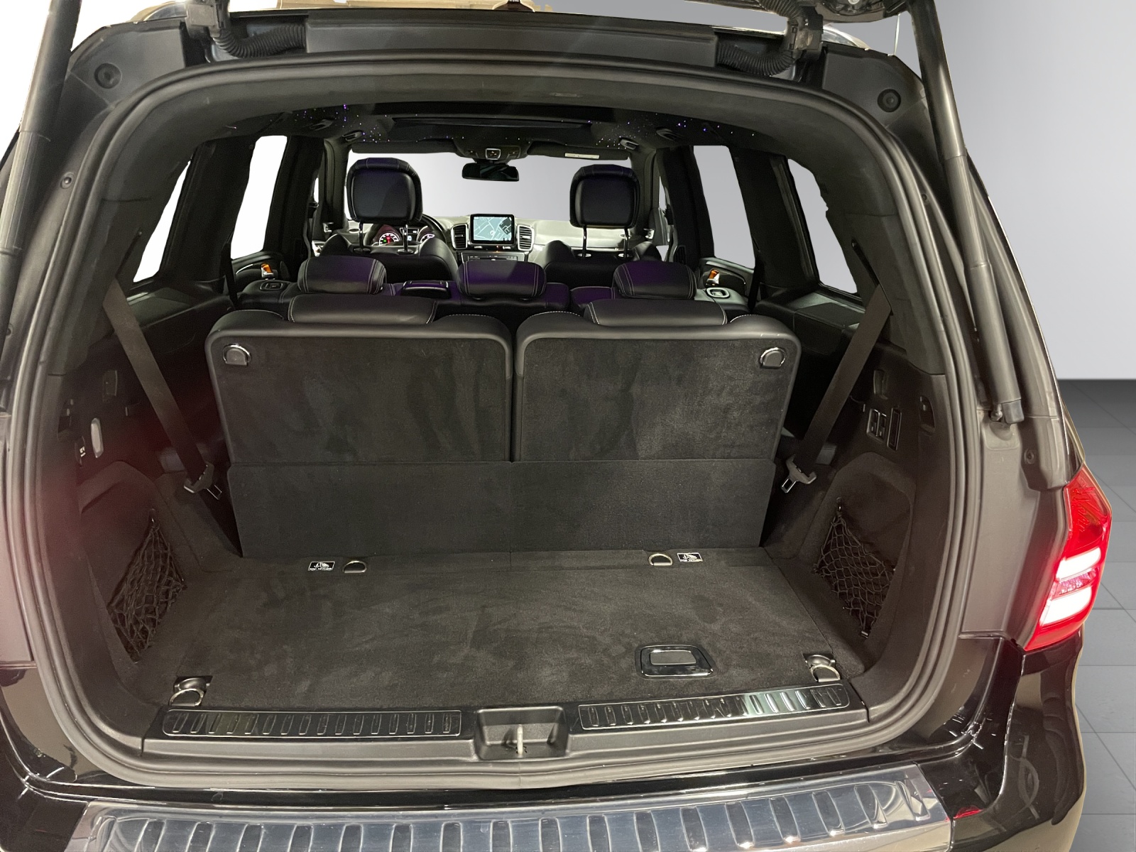 MERCEDES-BENZ GLS 63 AMG 4Matic-image-6