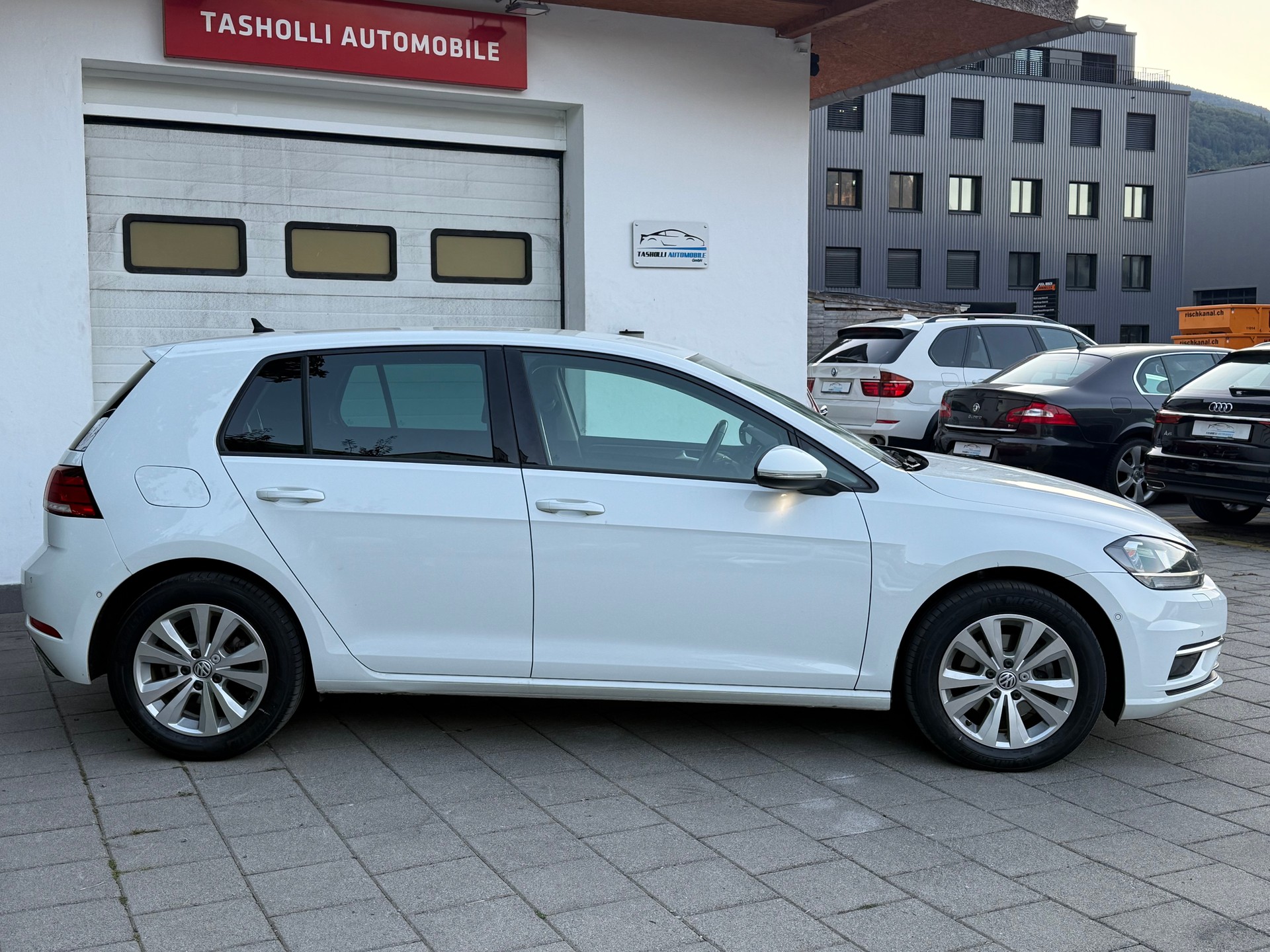 VW Golf 2.0 TDI Highline 4Motion-image-7