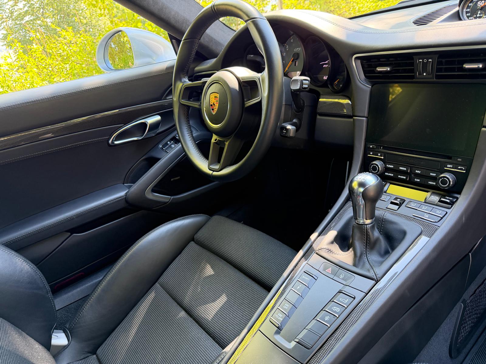 PORSCHE 4.0 GT3 Touring-image-4