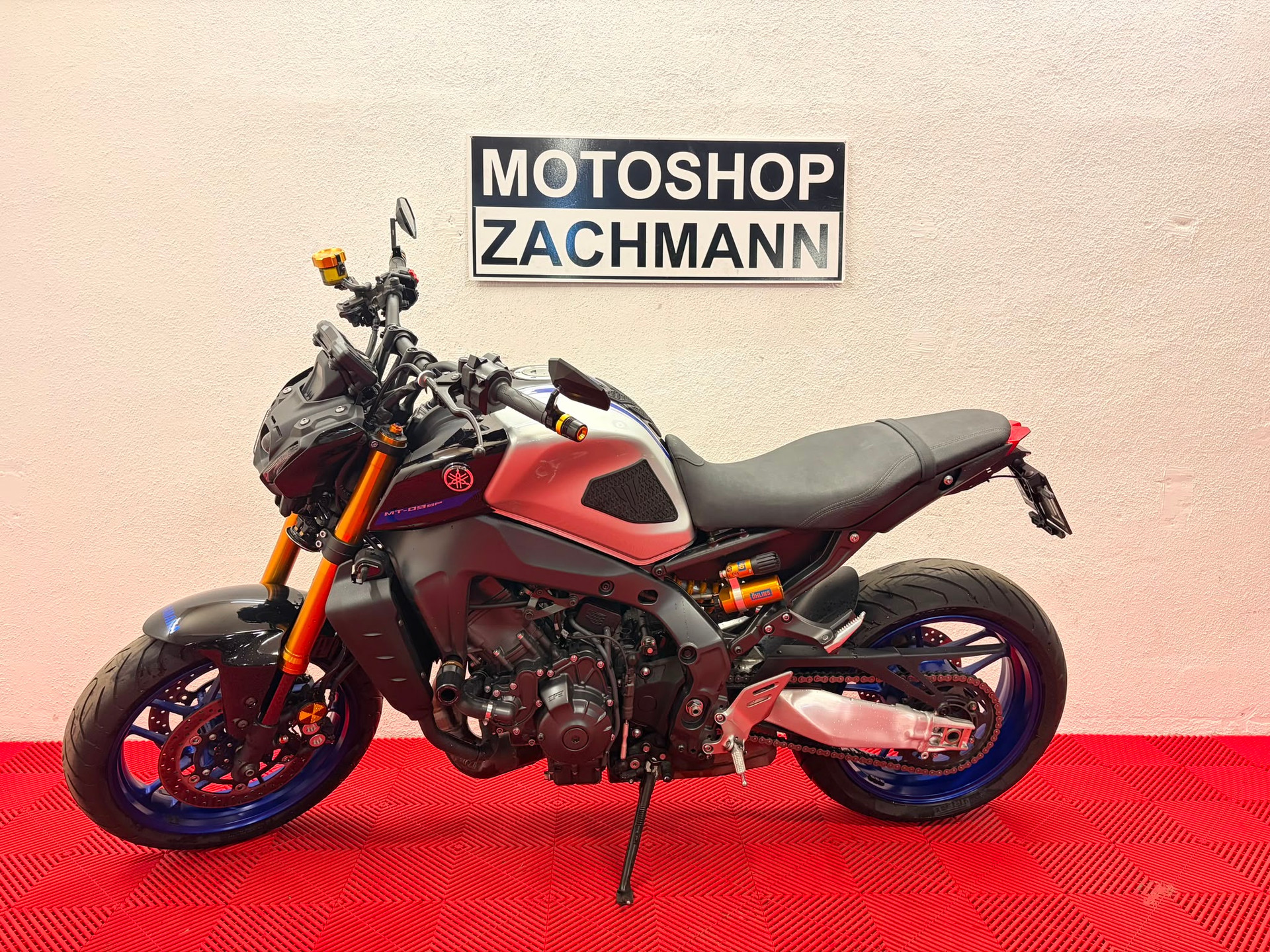 YAMAHA MT-09 SP-showroom-element-3