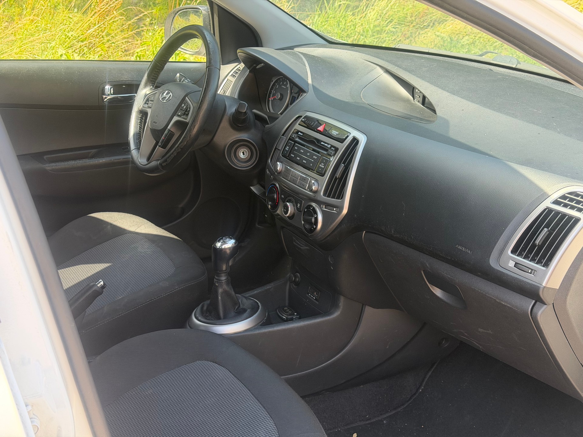 HYUNDAI i20 1.4 GO! Plus-image-6