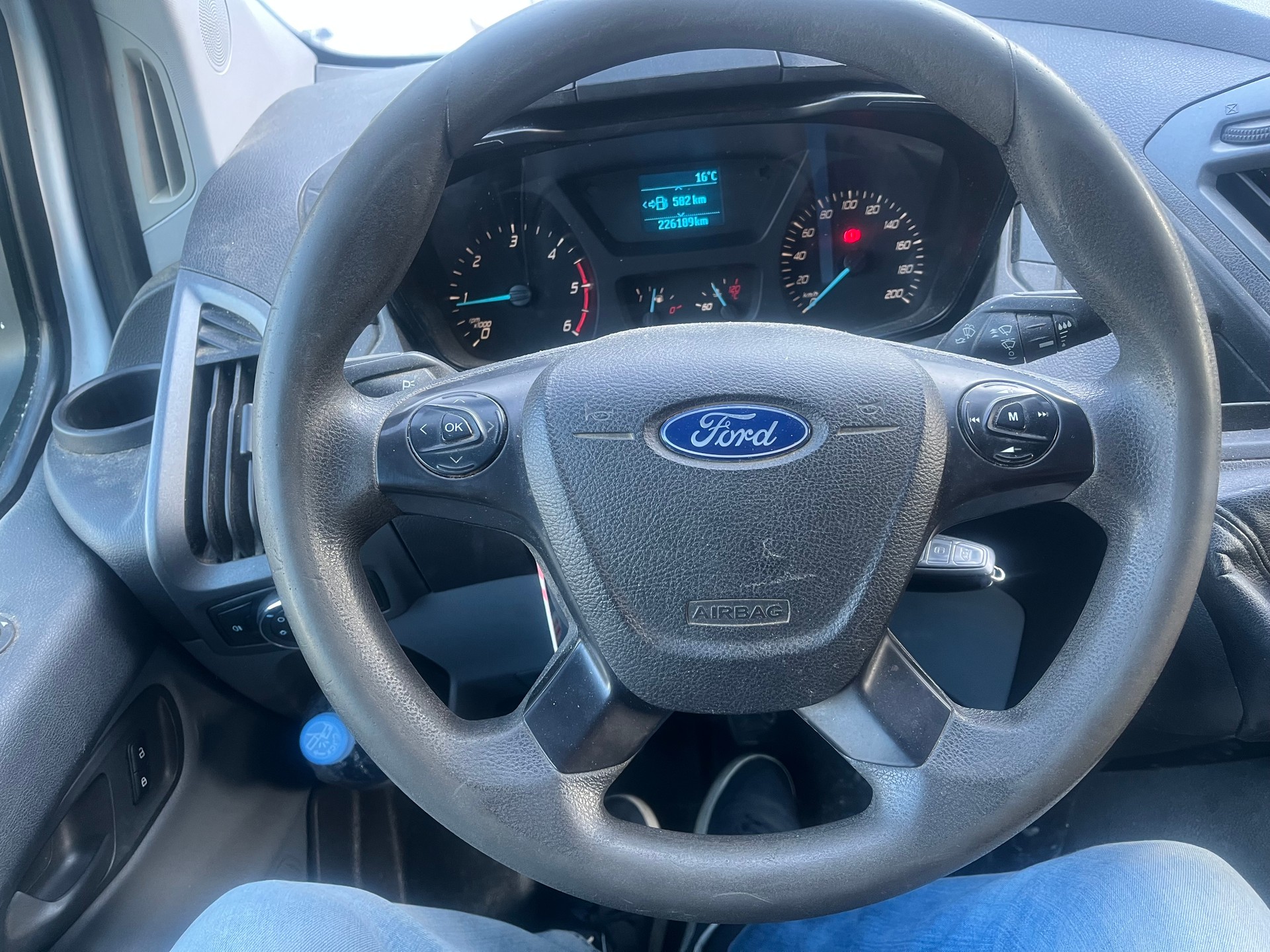 FORD Transit Custom Van 250 L1H1 Ambiente-image-9
