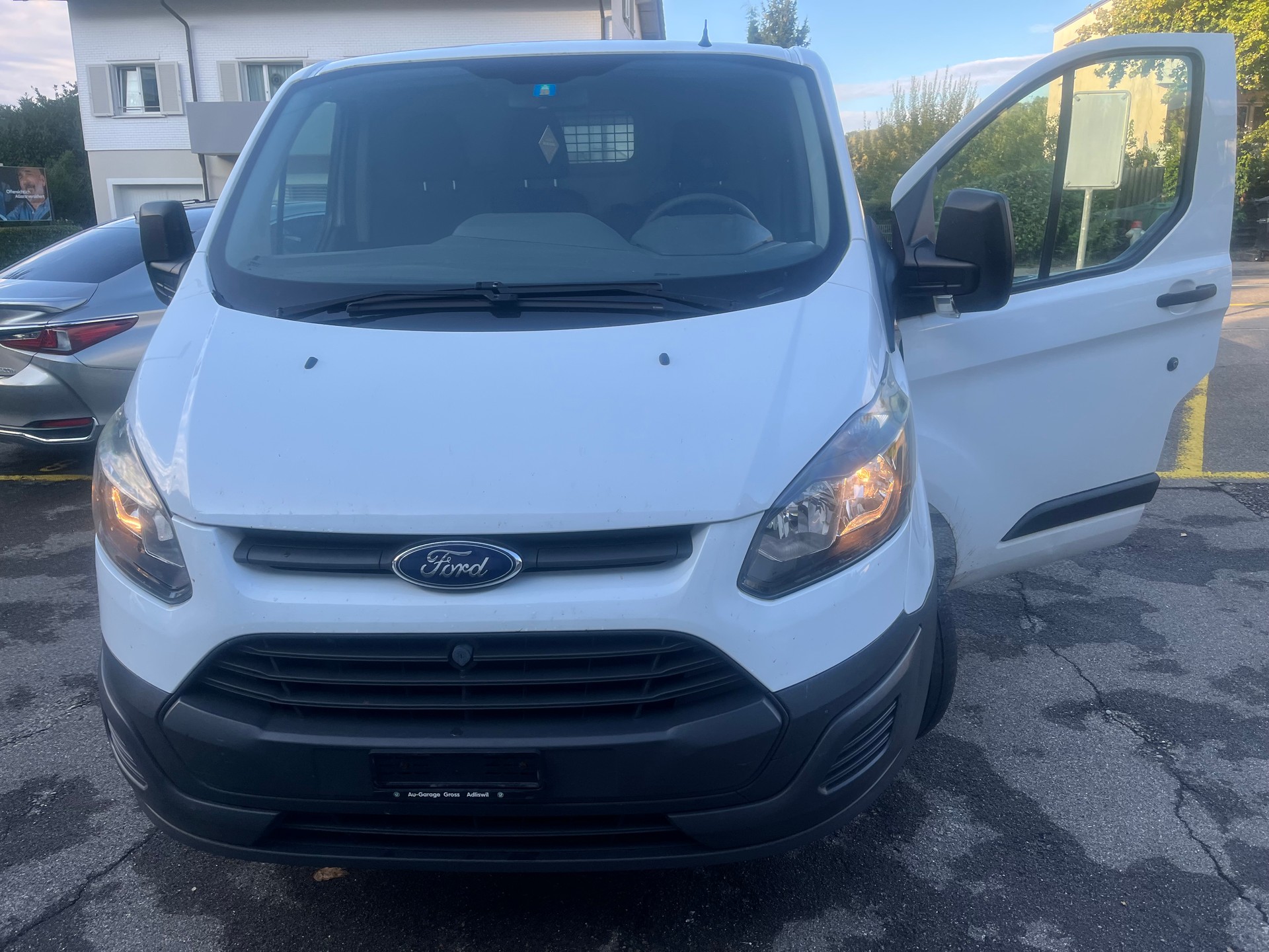 FORD Transit Custom Van 250 L1H1 Ambiente-image-0