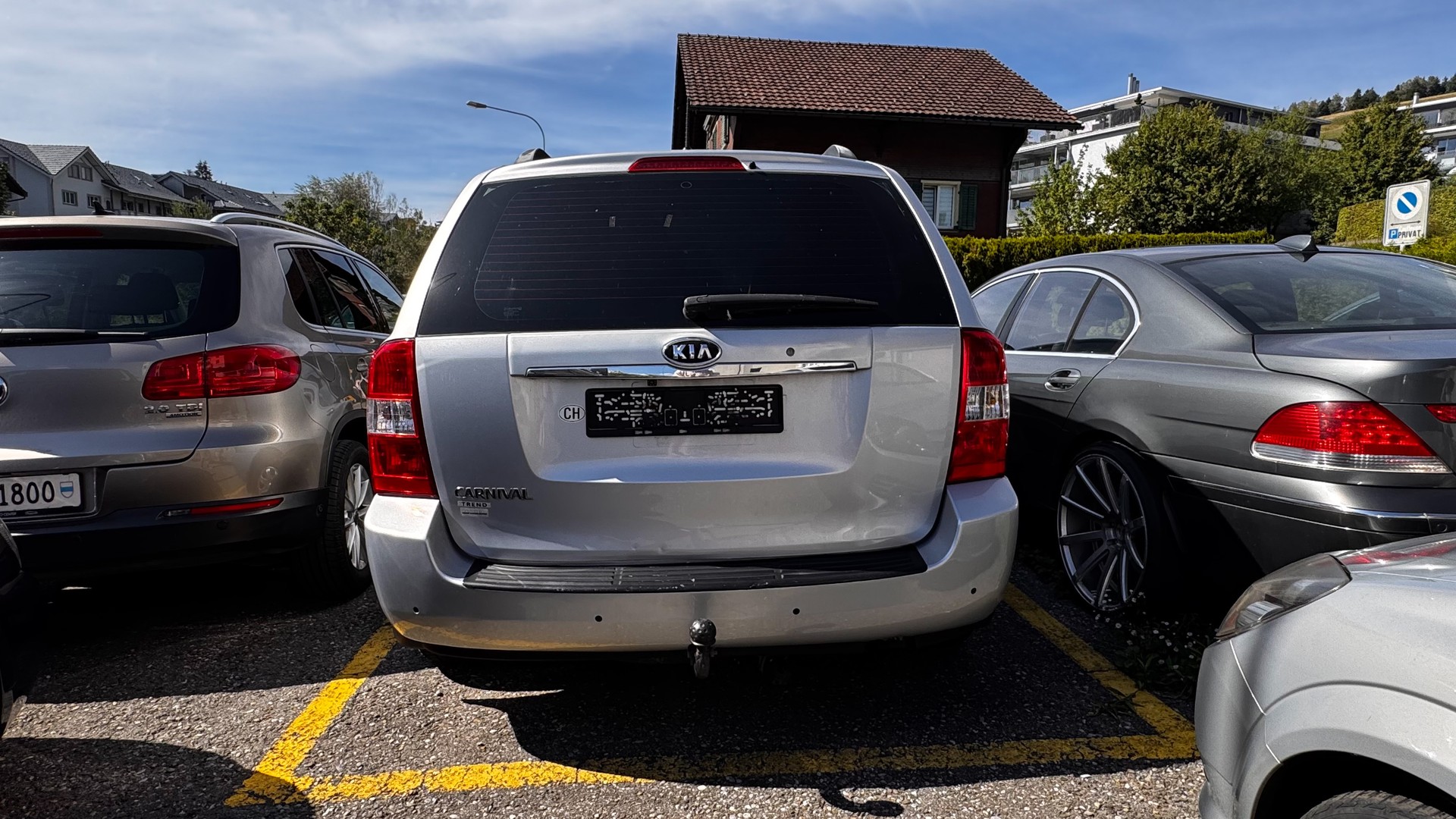 KIA Carnival 2.9 CRDi Trend-image-2