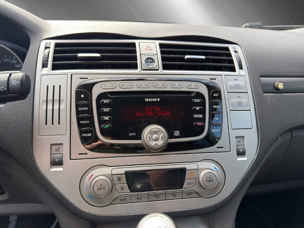 FORD Kuga 2.0 TDCi 140 Carving **Inkl. AHK**-image-10