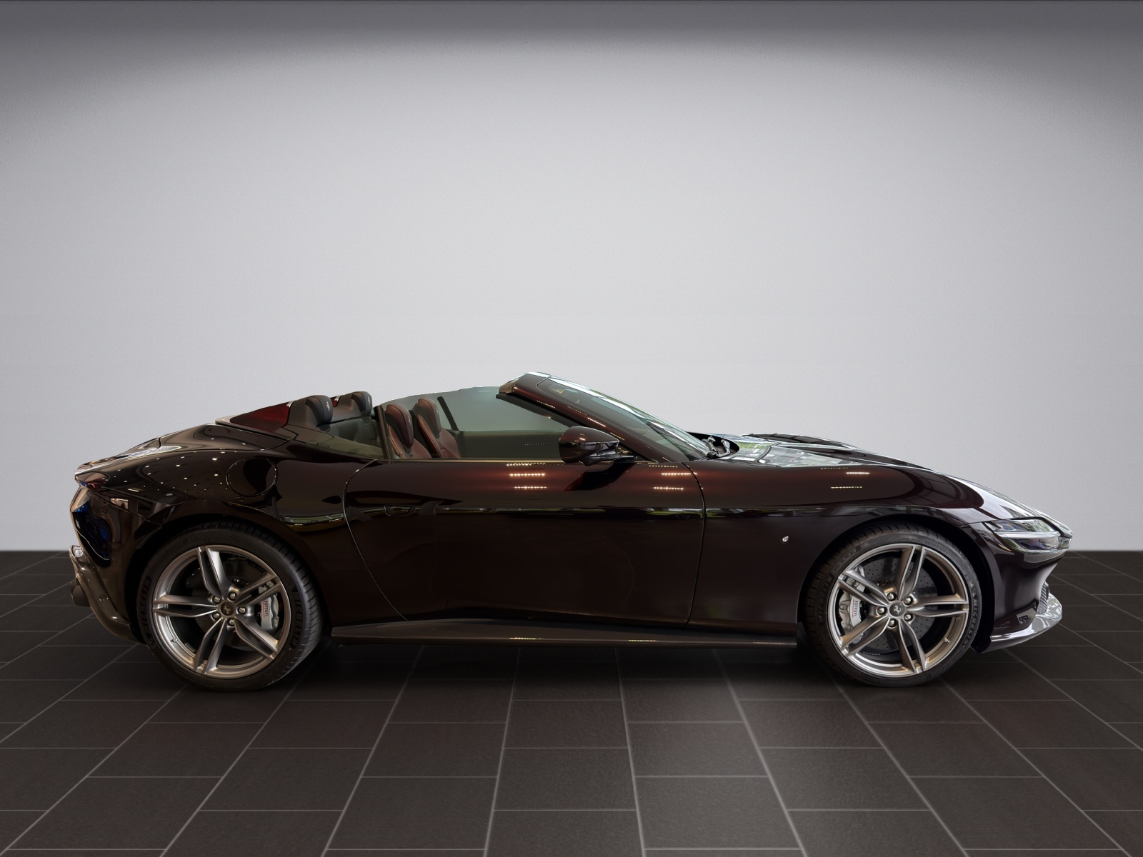 FERRARI Roma Spider 3.9 Turbo-image-1