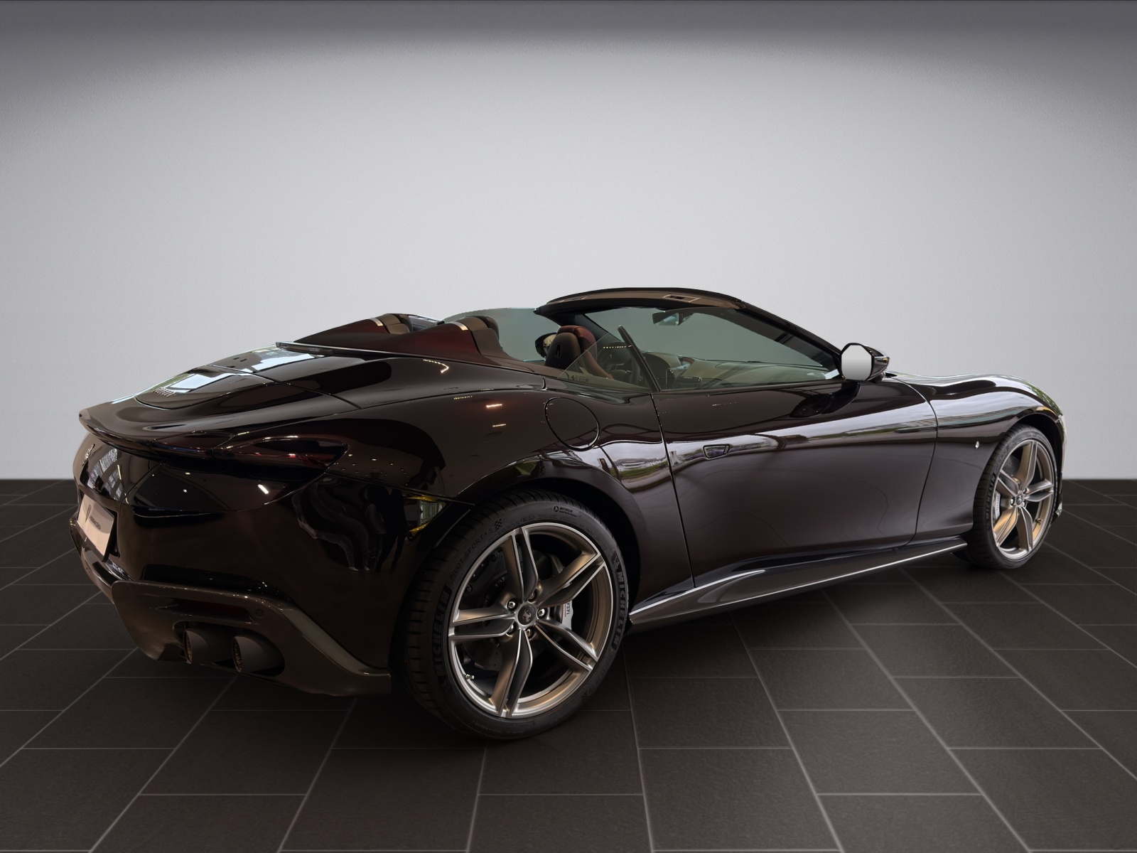 FERRARI Roma Spider 3.9 Turbo-image-2