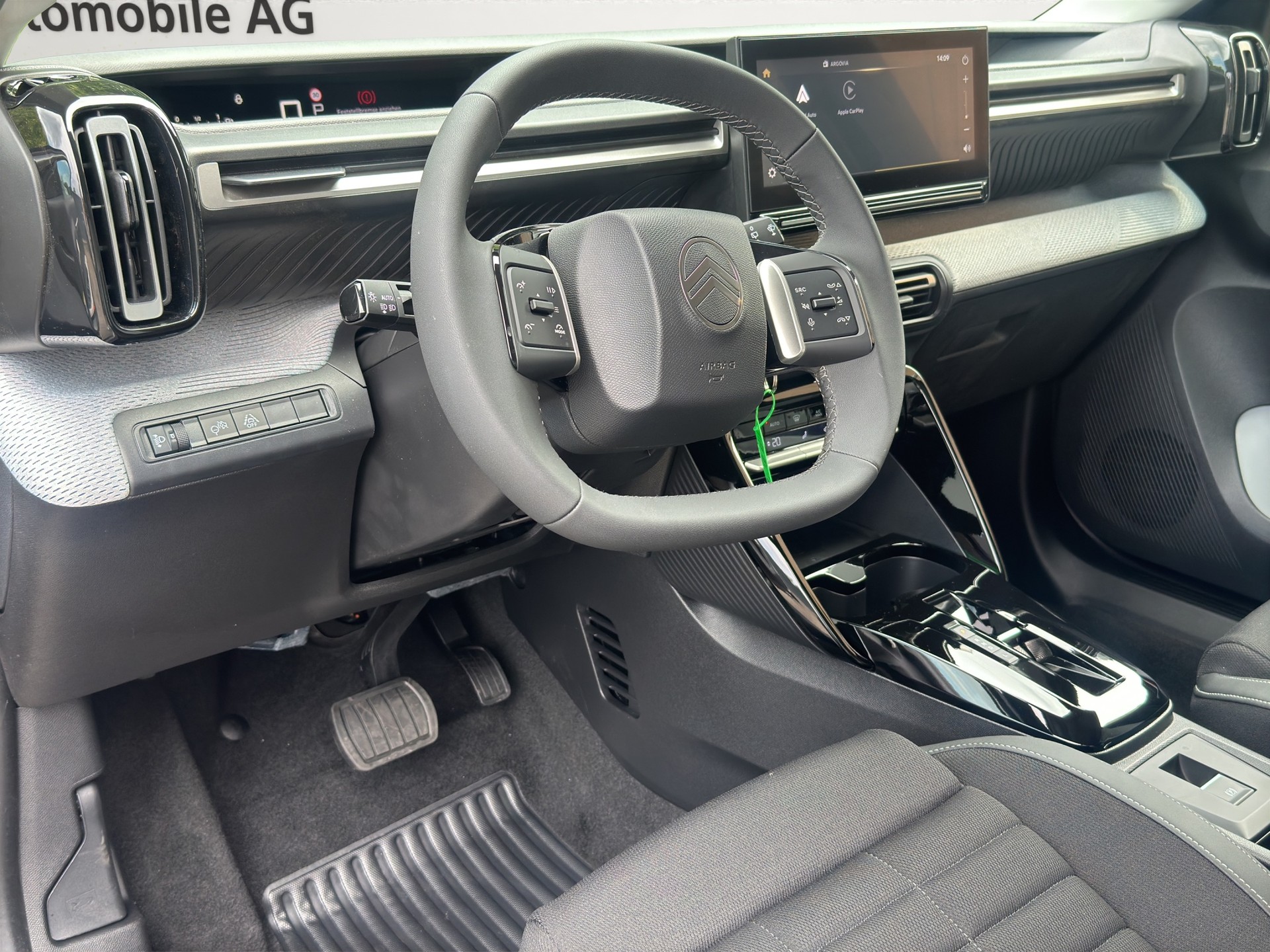 CITROEN C3 Aircross 1.2i MH Max Aut. 7 Sitze!-image-9