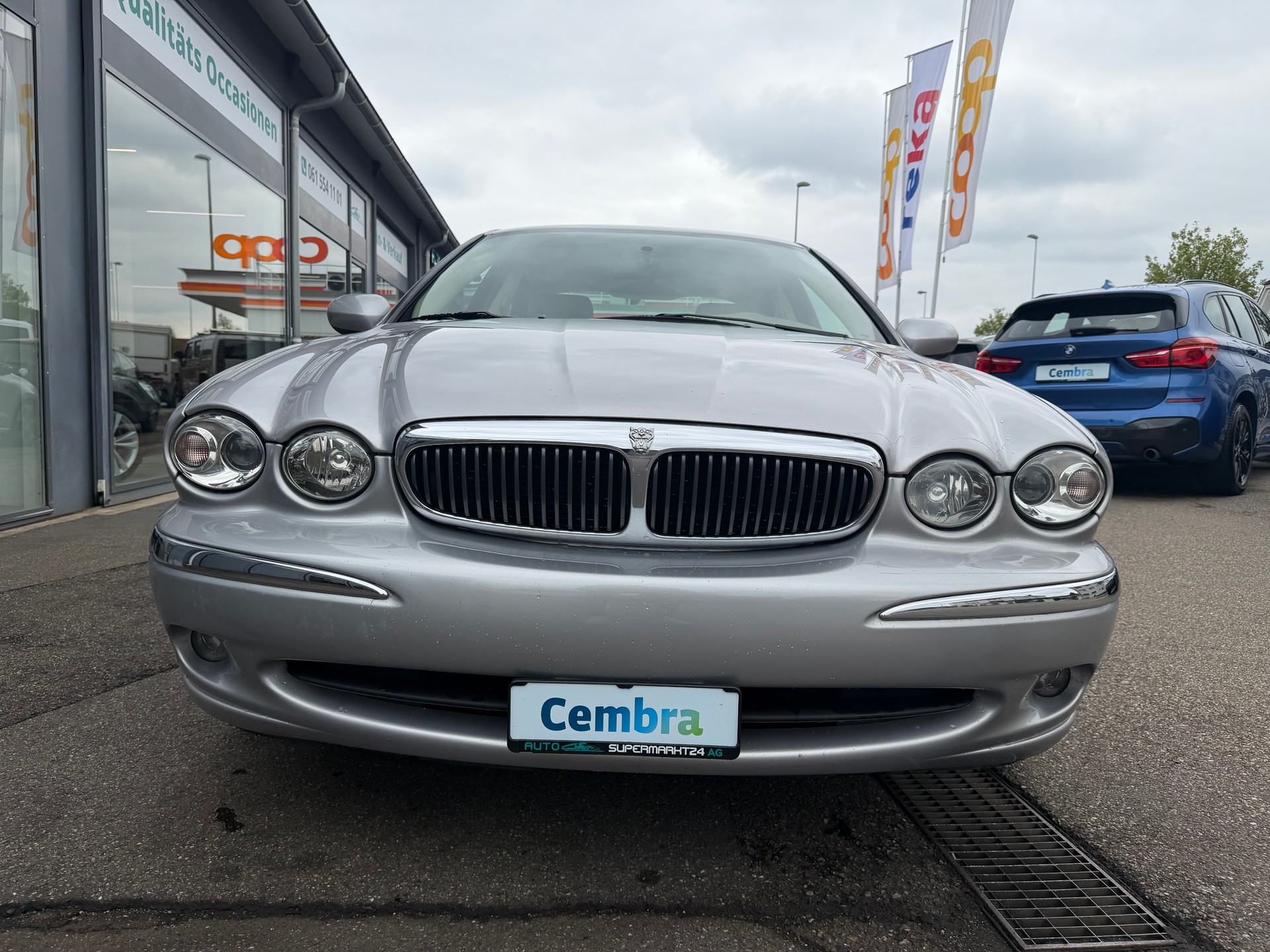 JAGUAR X-Type 2.5 V6 Traction4-image-8