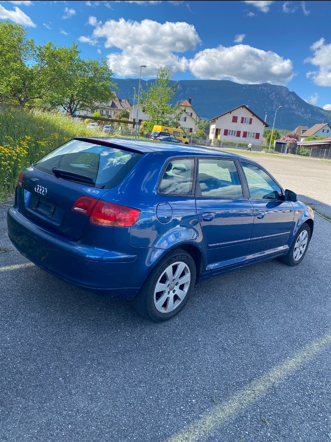 AUDI A3 Sportback 2.0 TDI Ambition-image-4
