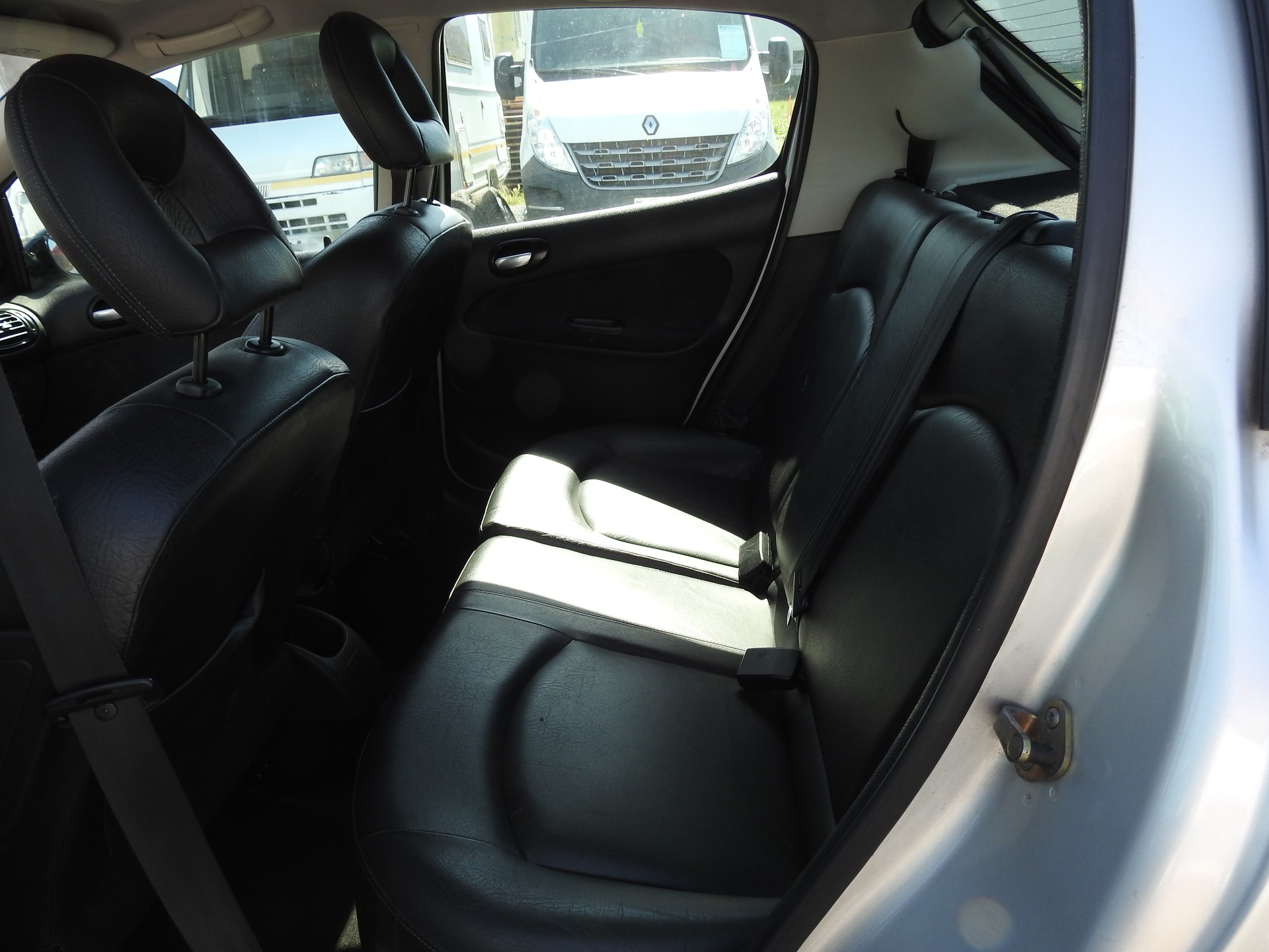PEUGEOT 206 1.6 16V XS-image-13