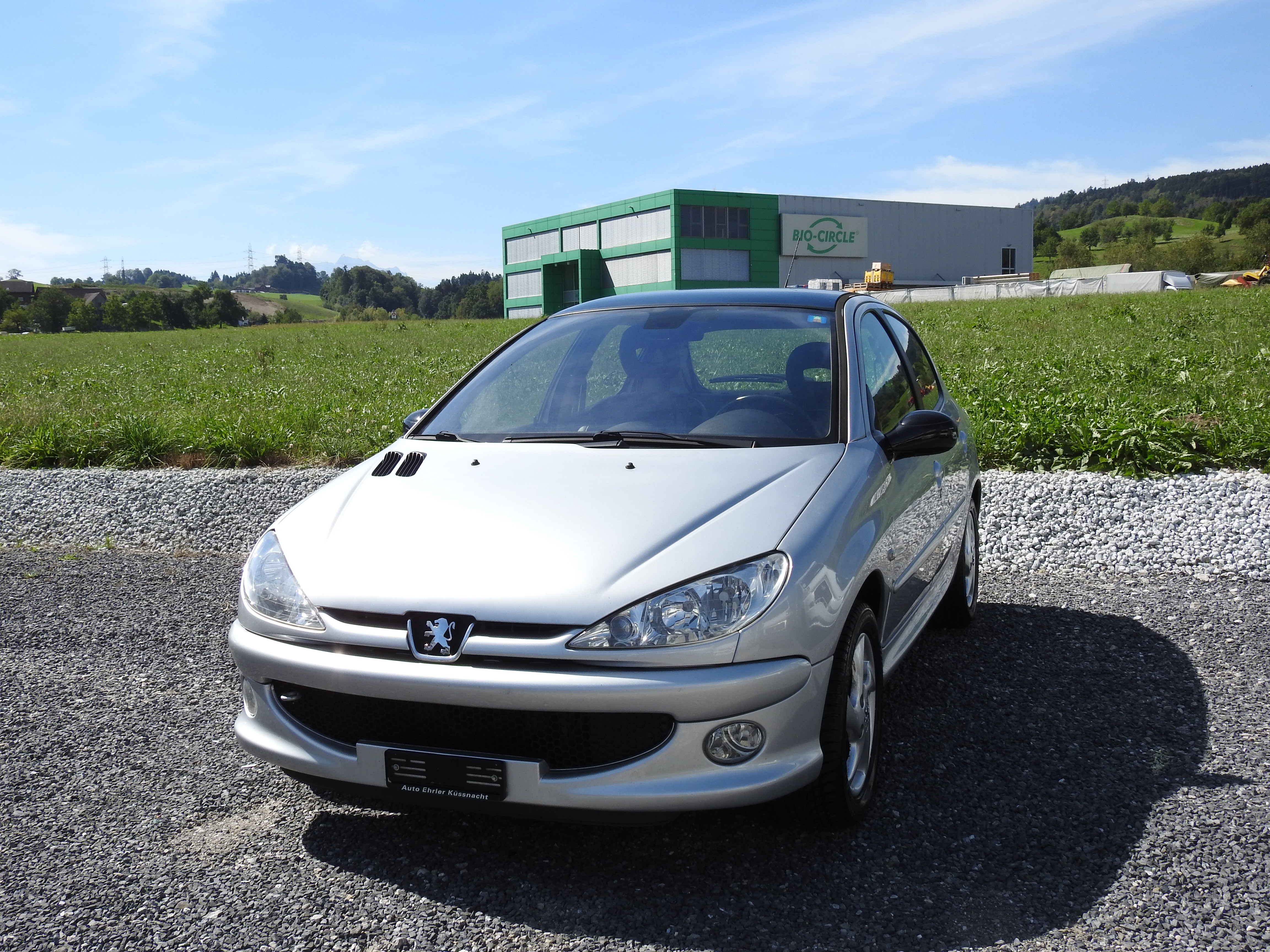 Car photo