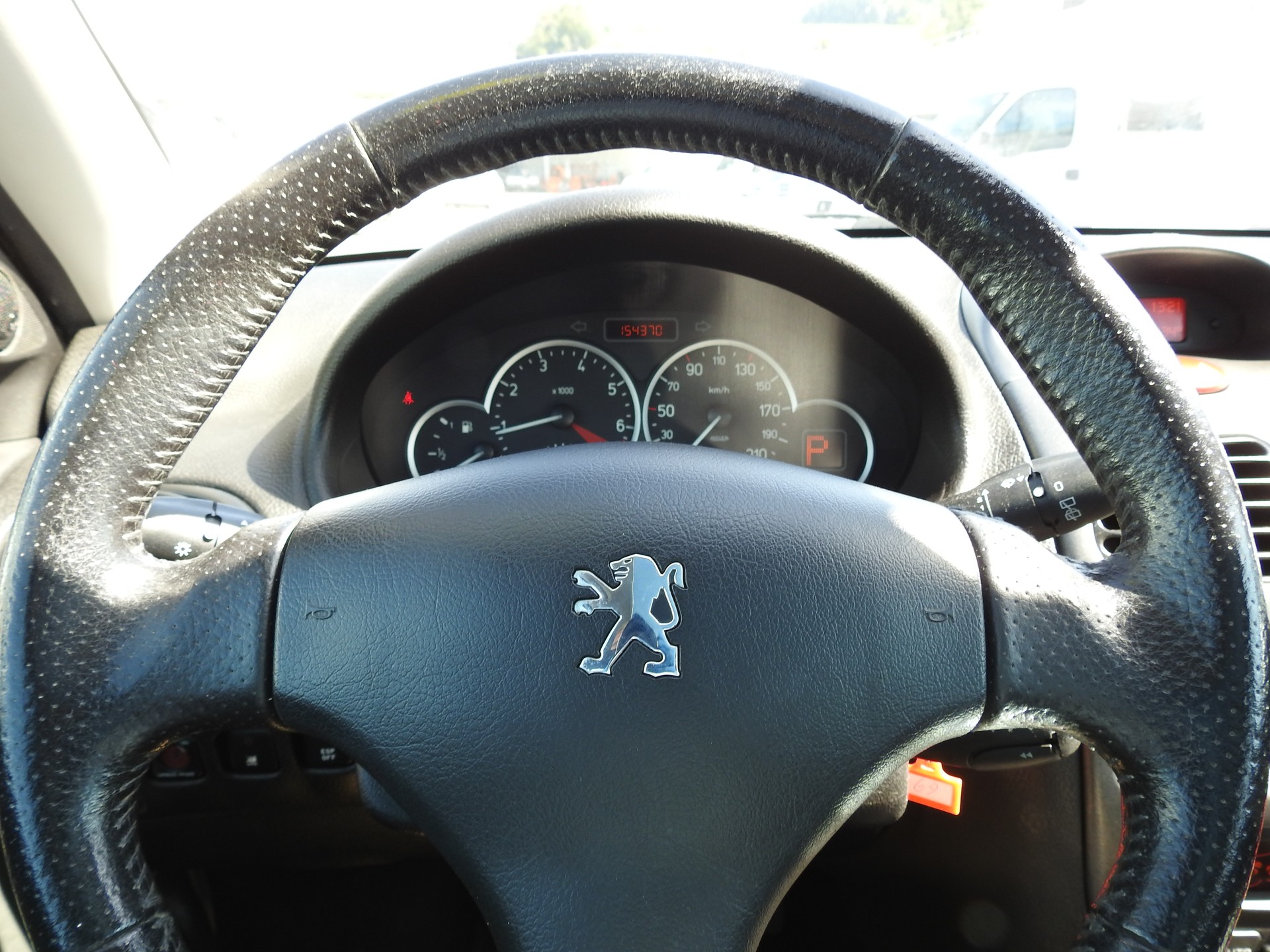 PEUGEOT 206 1.6 16V XS-image-23