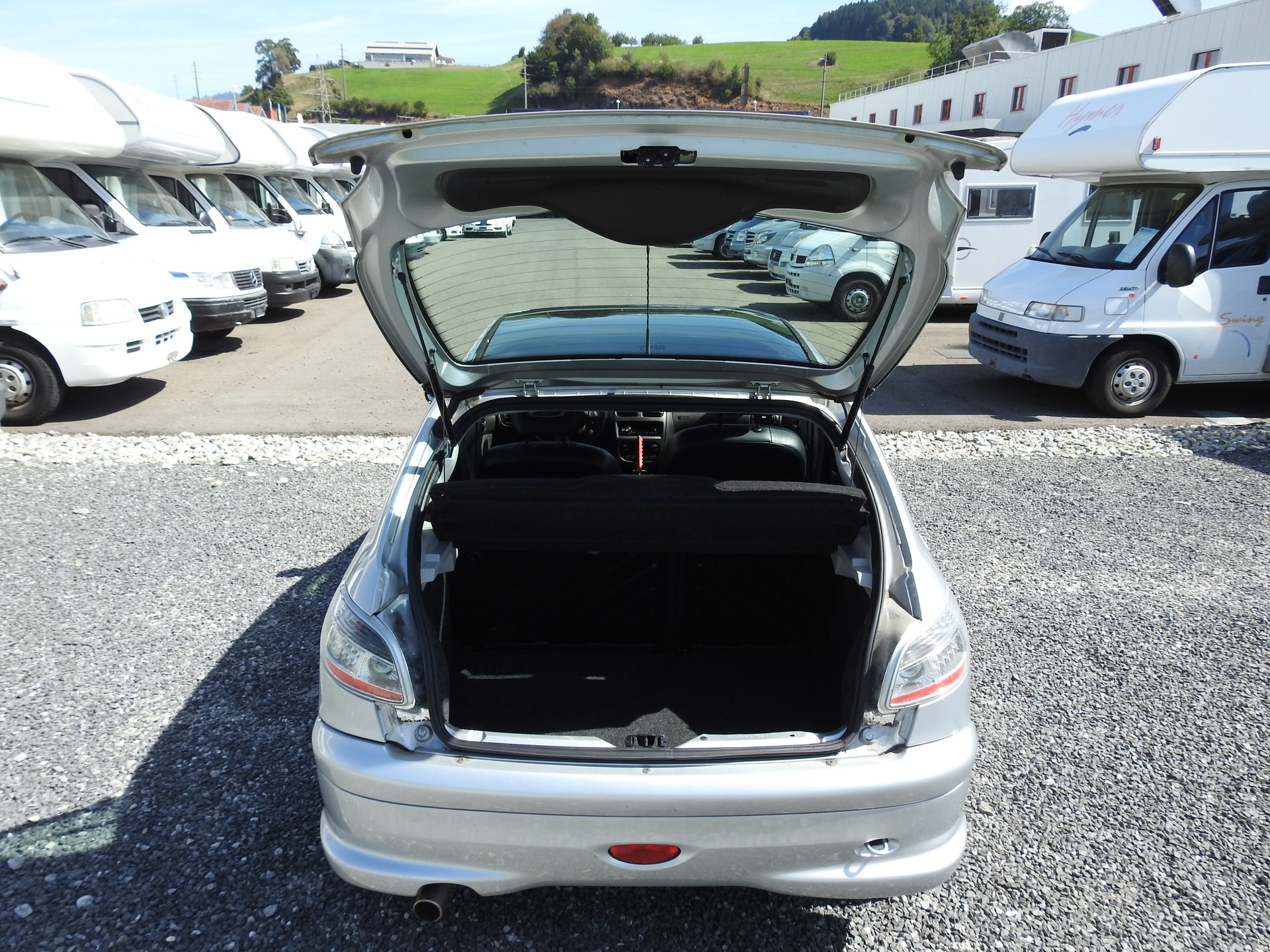 PEUGEOT 206 1.6 16V XS-image-9