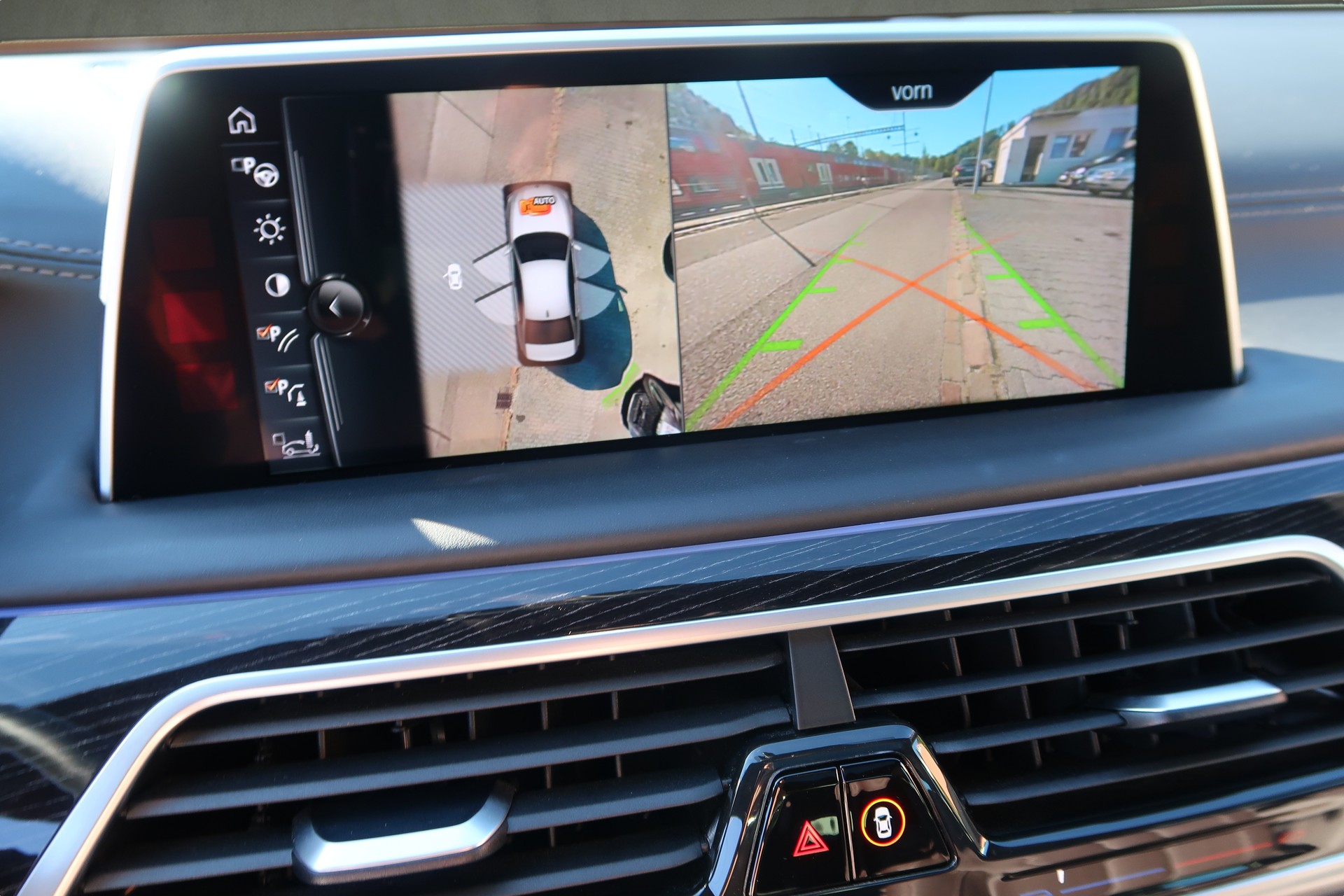 BMW 750i xDrive Steptronic-image-15