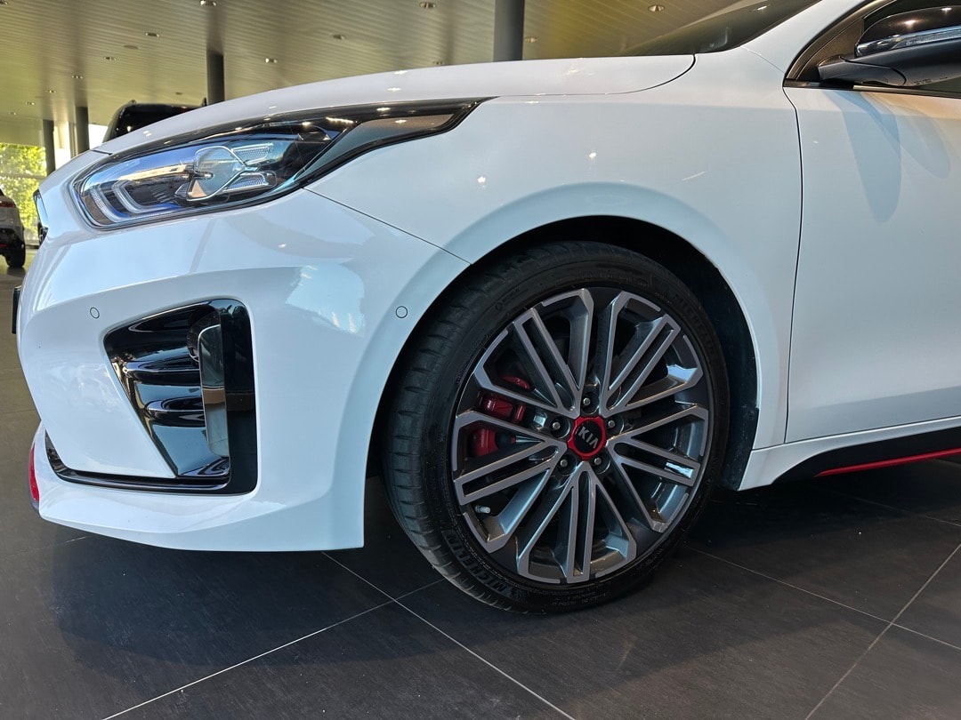 KIA ProCeed 1.6 T-GDi GT DCT-image-2