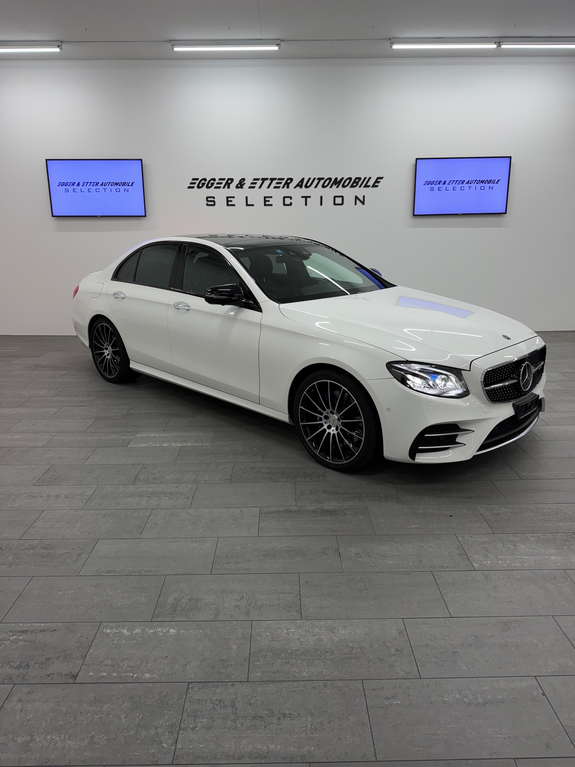 MERCEDES-BENZ E 43 AMG 4Matic 9G-Tronic-image-2