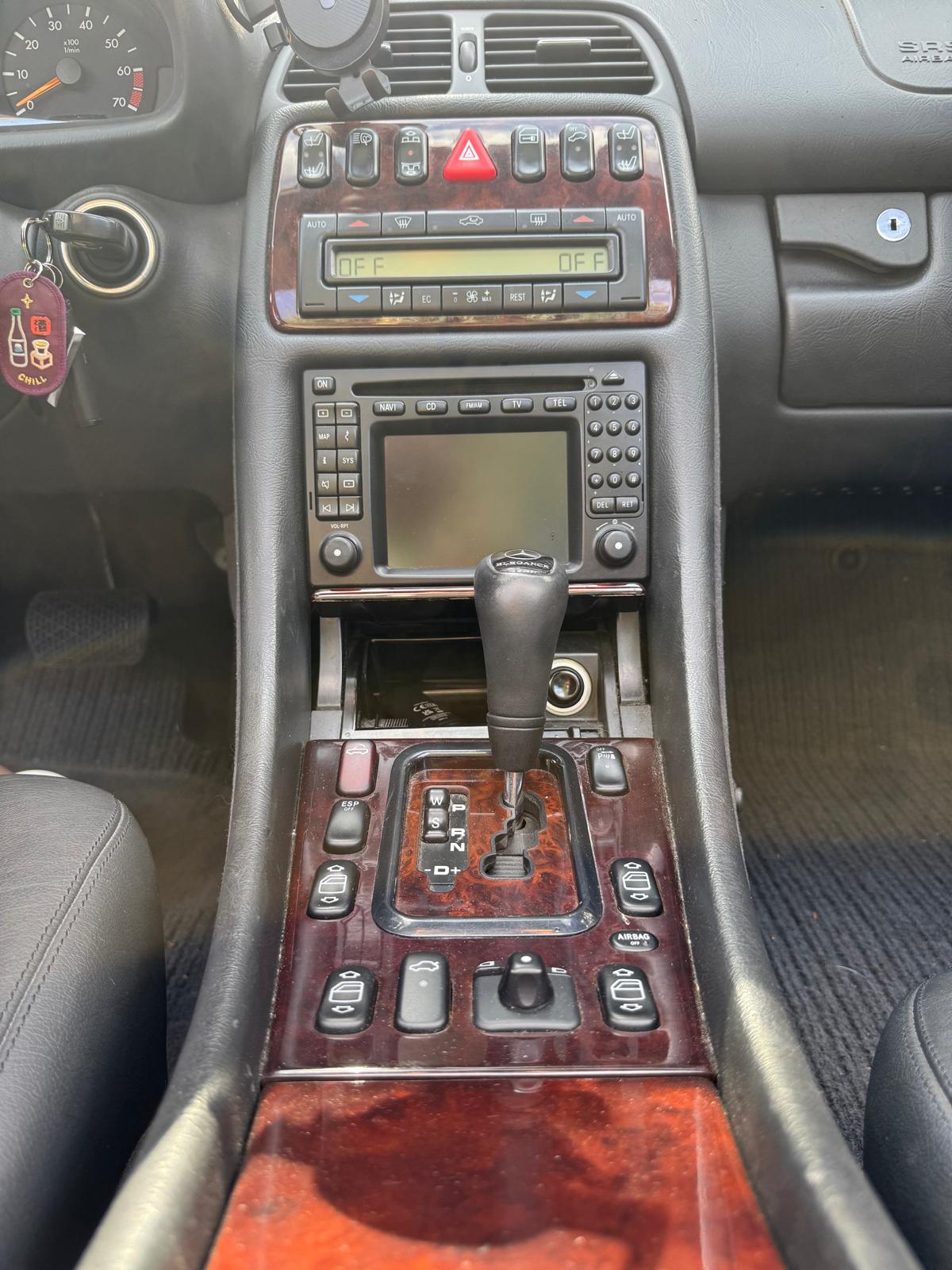 MERCEDES-BENZ CLK 320 Élégance Automatique-image-4