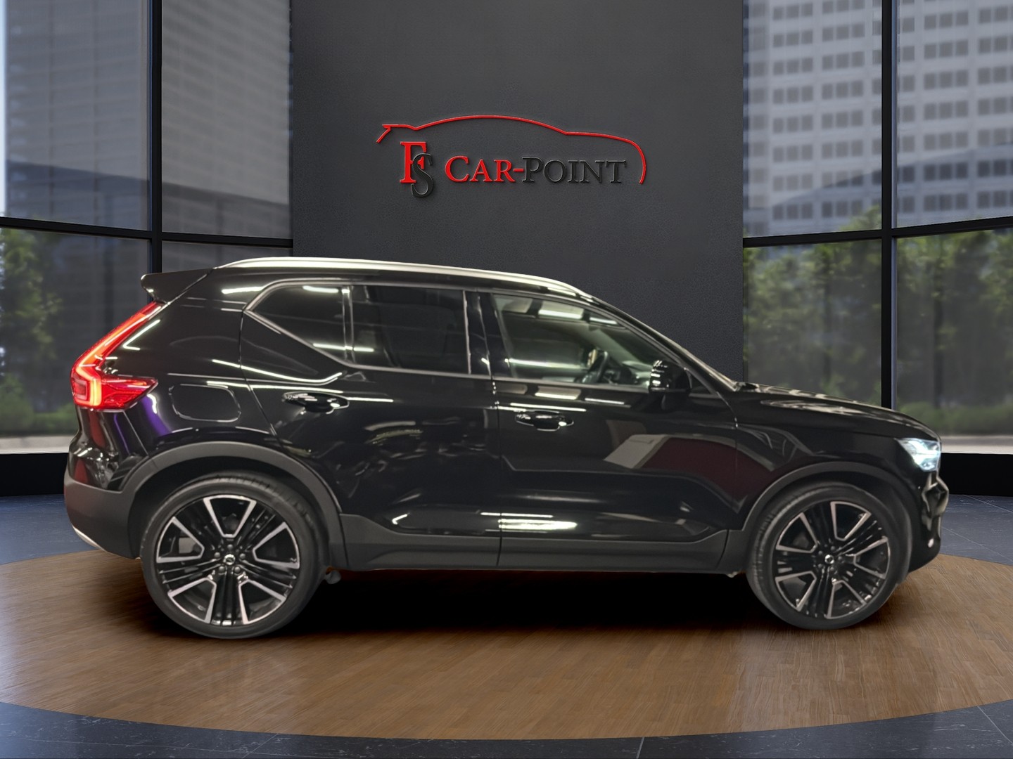VOLVO XC40 T3 Momentum-image-5