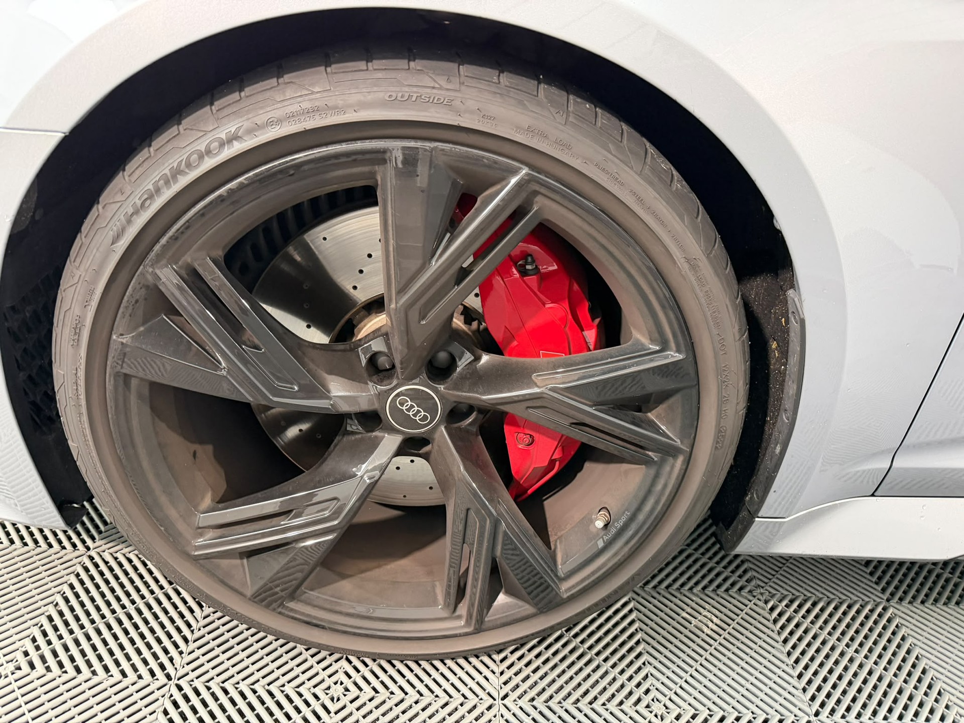 AUDI RS6 Avant 4.0 TFSI V8 quattro 1ère main-image-20
