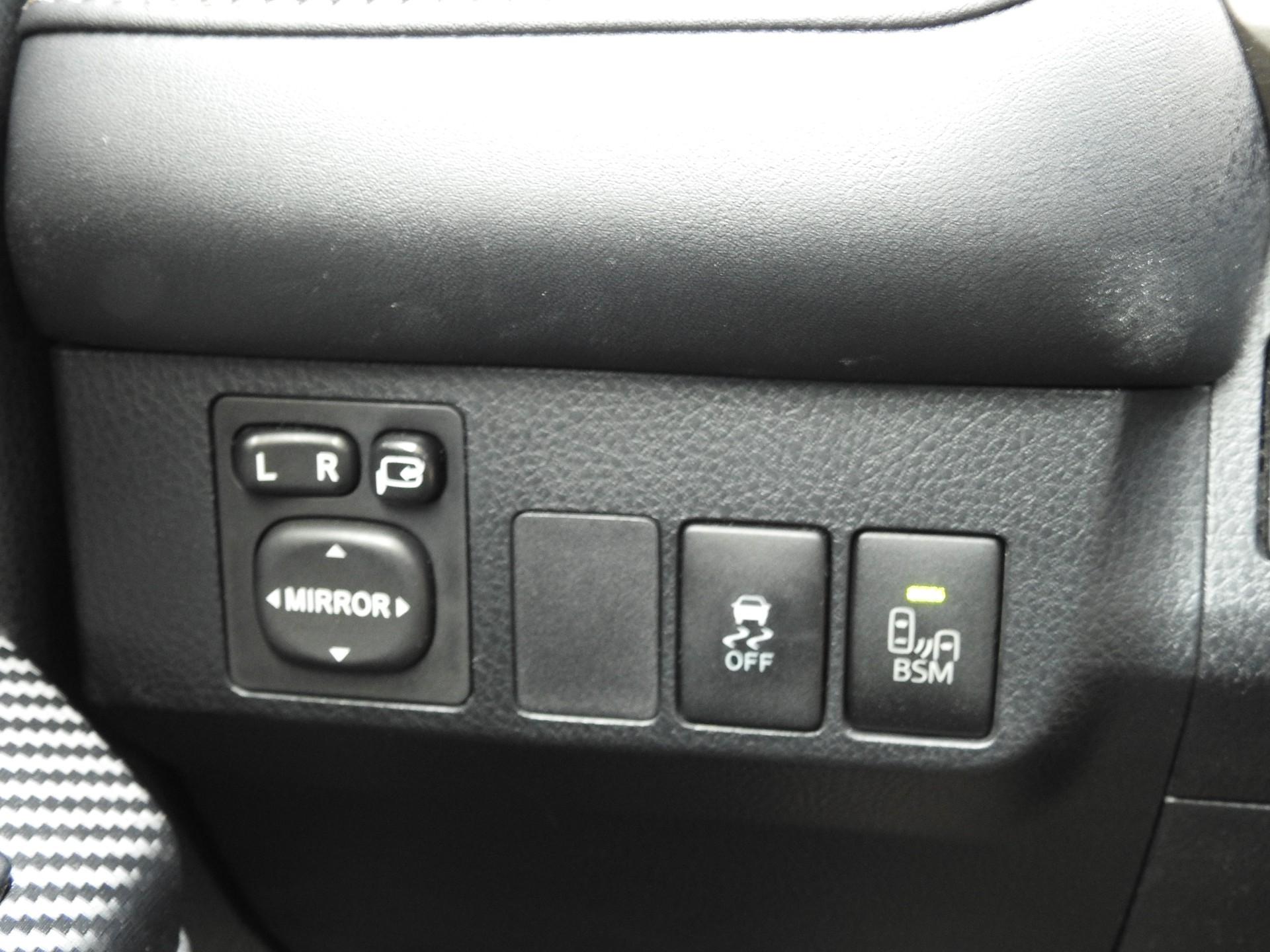 TOYOTA RAV-4 2.0 16V Style Multidrive S-image-26