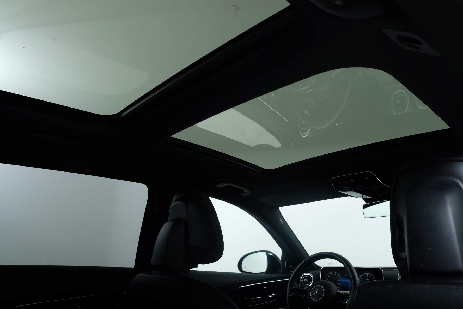 MERCEDES-BENZ C 300 de AMG Line 4matic S206-image-11