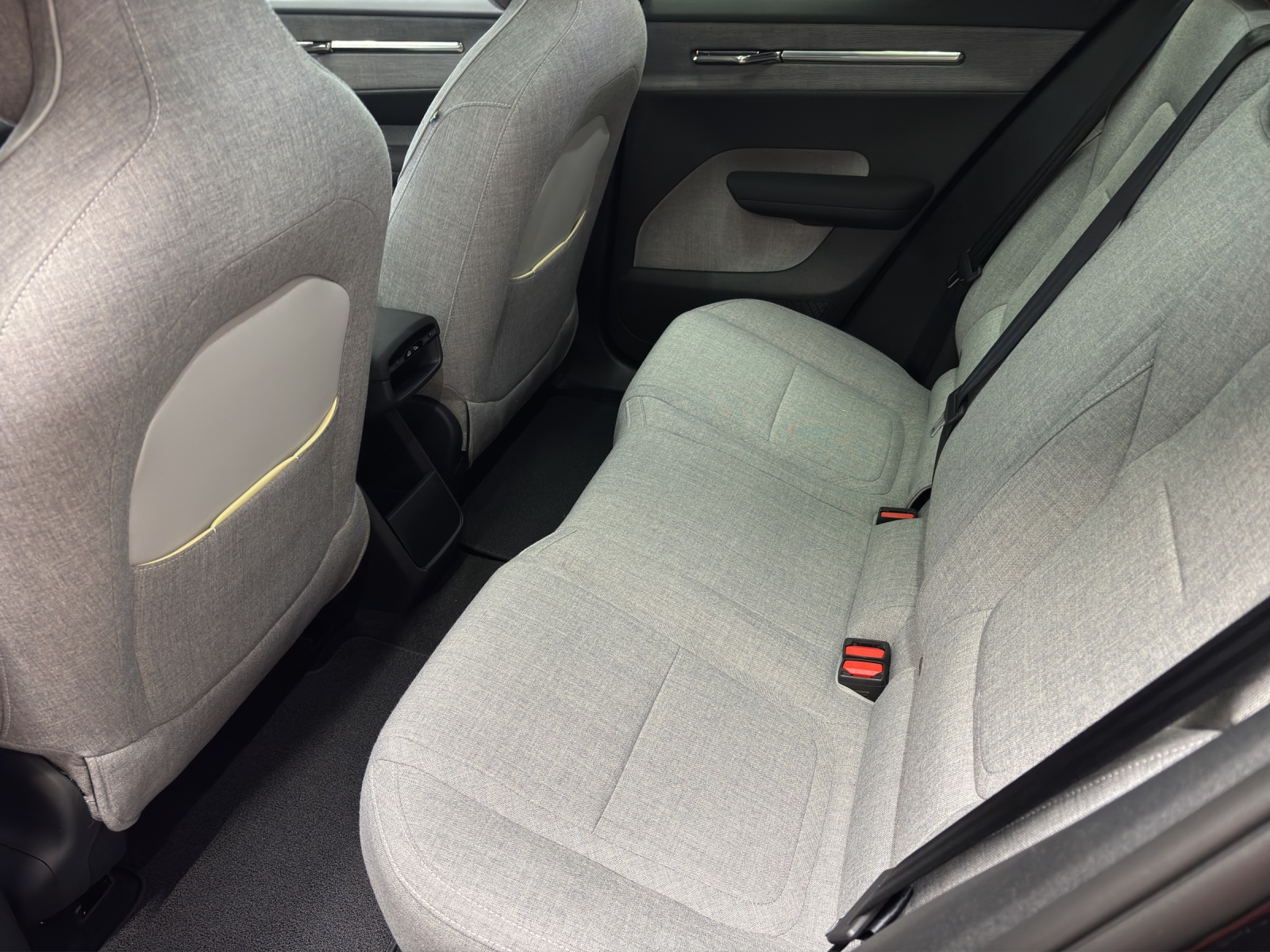 VOLVO EX30 P8 Ultra AWD-image-4