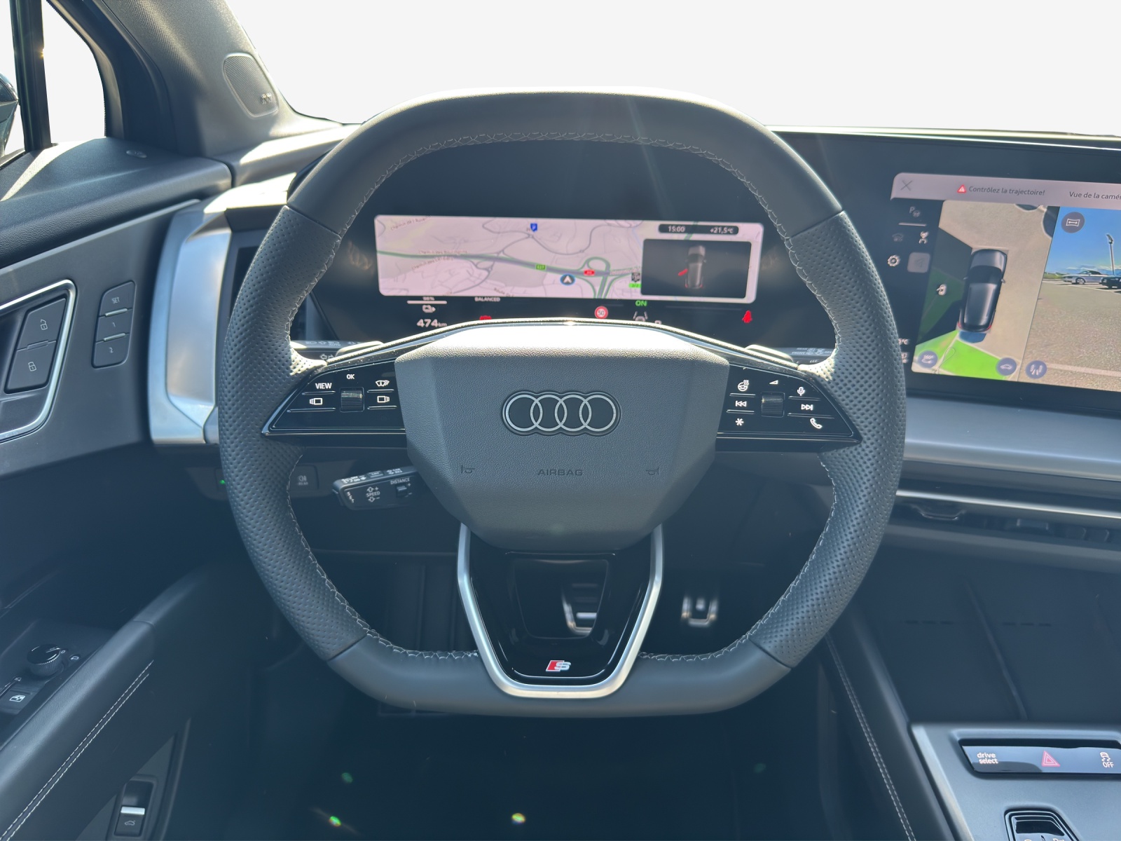 AUDI Q4 e-tron SUV quattro performance Swiss Ski-image-12