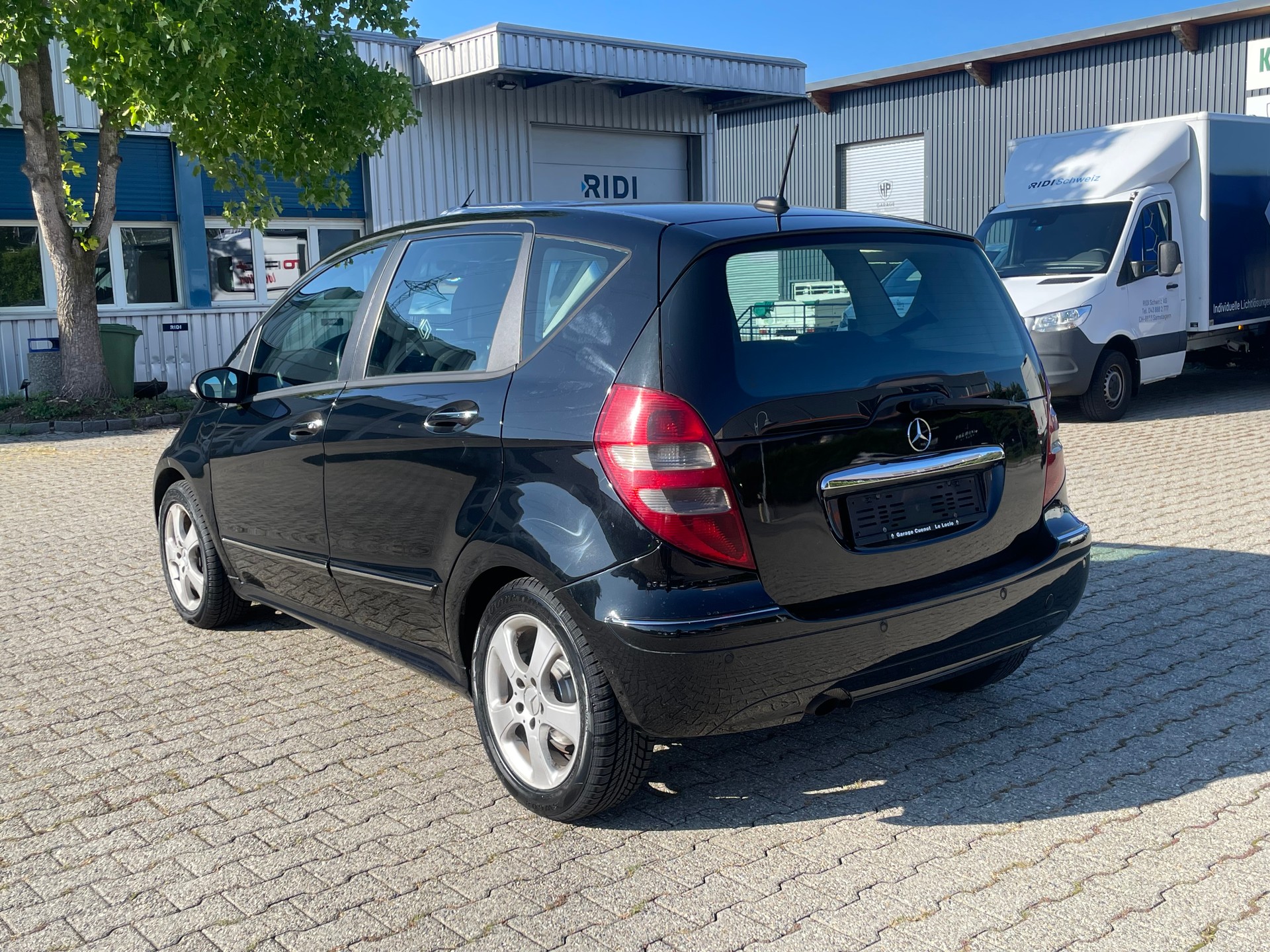MERCEDES-BENZ A 200 Elégance * MFK 09.2026, neue Bremsen und Reifen *-image-3