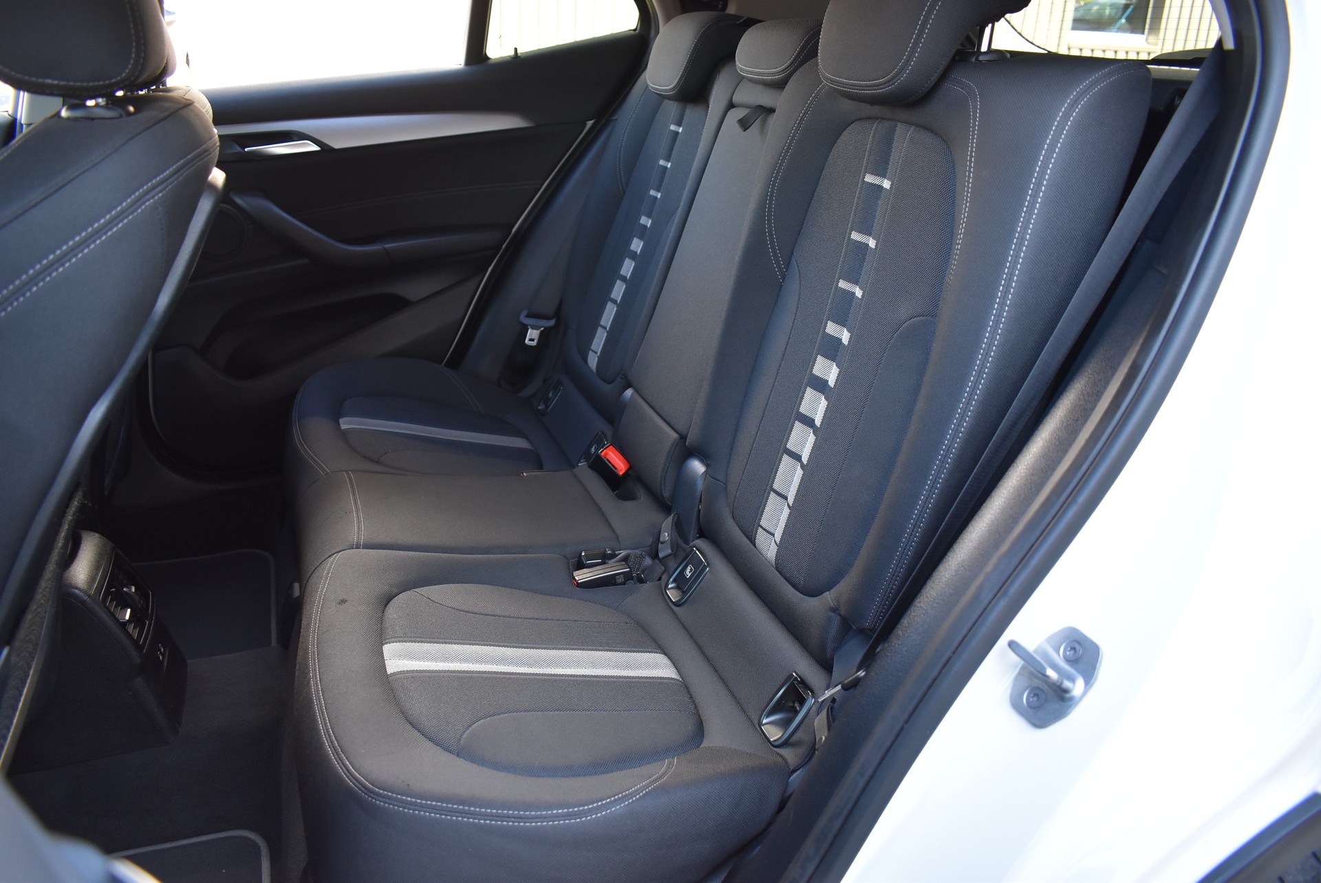 BMW X2 xDrive 18d Steptronic-image-12
