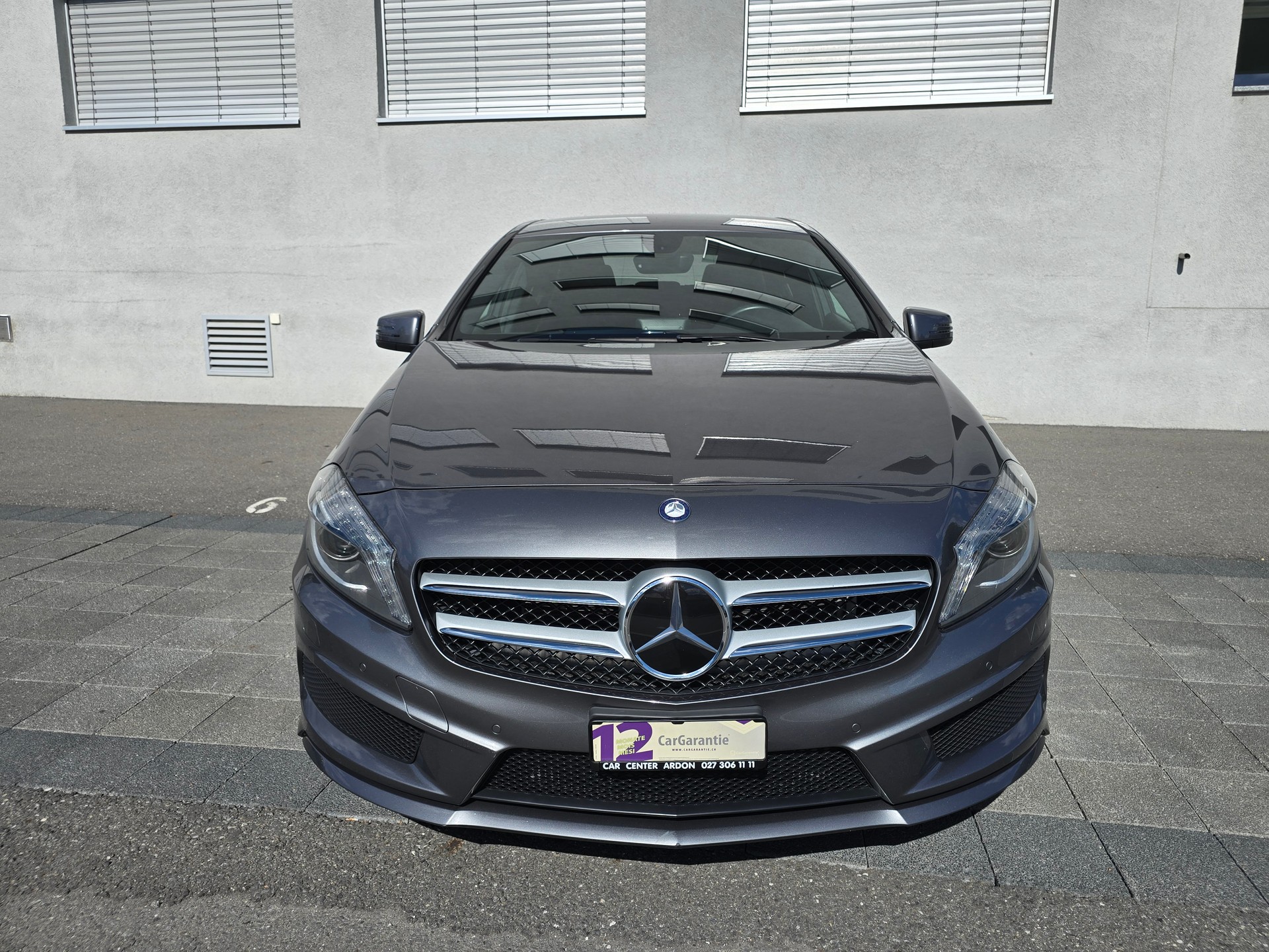 MERCEDES-BENZ A 250 AMG Line 4Matic 7G-DCT-image-9