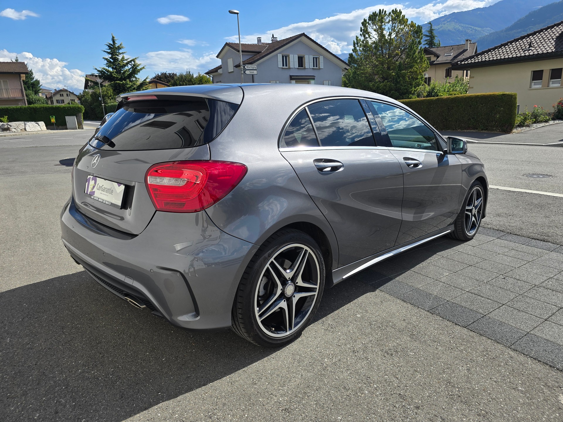 MERCEDES-BENZ A 250 AMG Line 4Matic 7G-DCT-image-6
