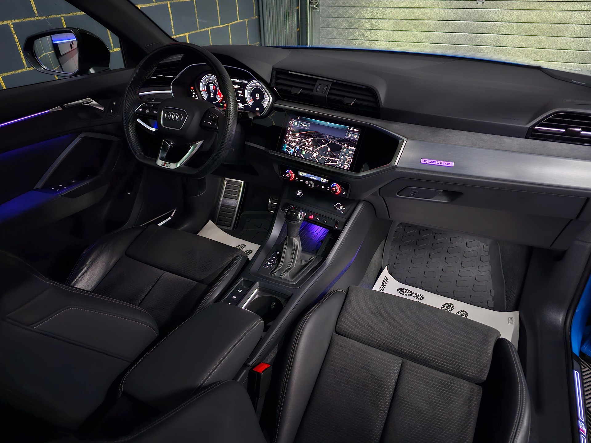 AUDI Q3 45 TFSI S line quattro S-tronic-image-7